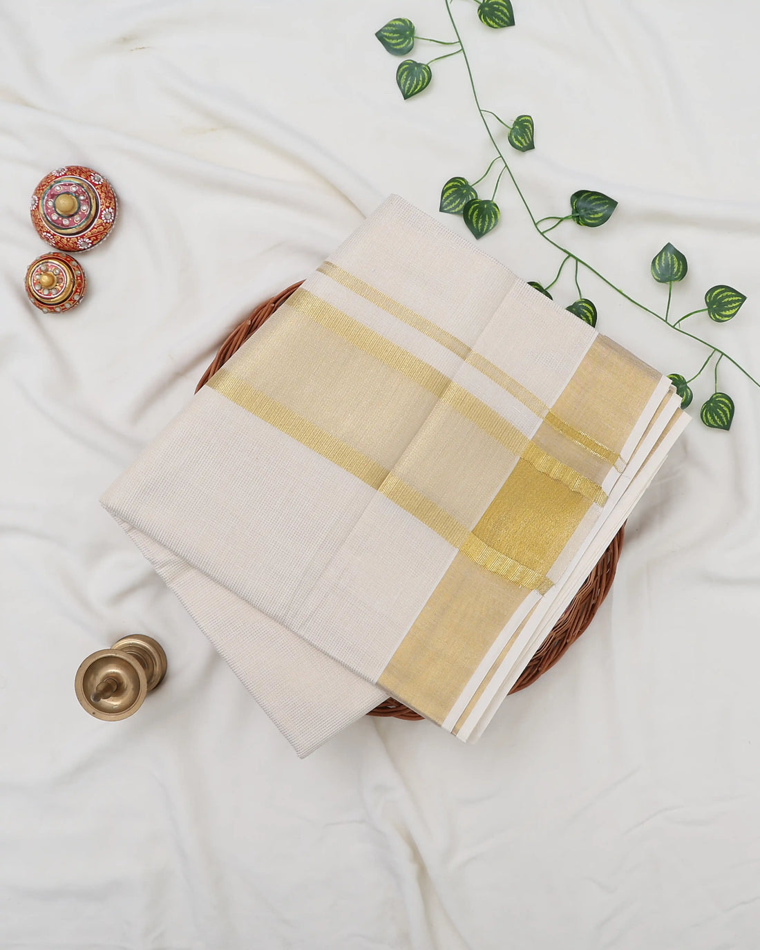 Kerala Kasavu Cotton Saree for Women | Onam Festival Wear, Family Function, Temple Visit | Jeyachandran