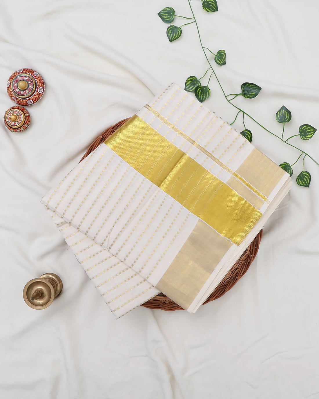 Kerala Kasavu Cotton Saree for Women | Onam Festival Wear, Family Function, Temple Visit | Jeyachandran