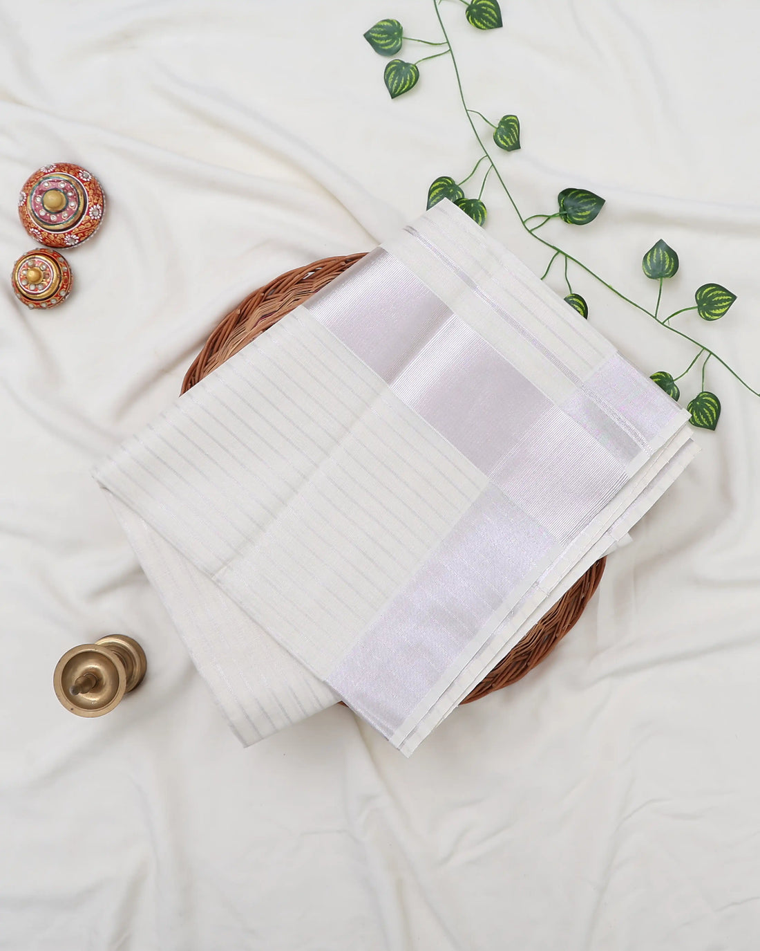 Kerala Kasavu Cotton Saree for Women | Onam Festival Wear, Family Function, Temple Visit | Jeyachandran