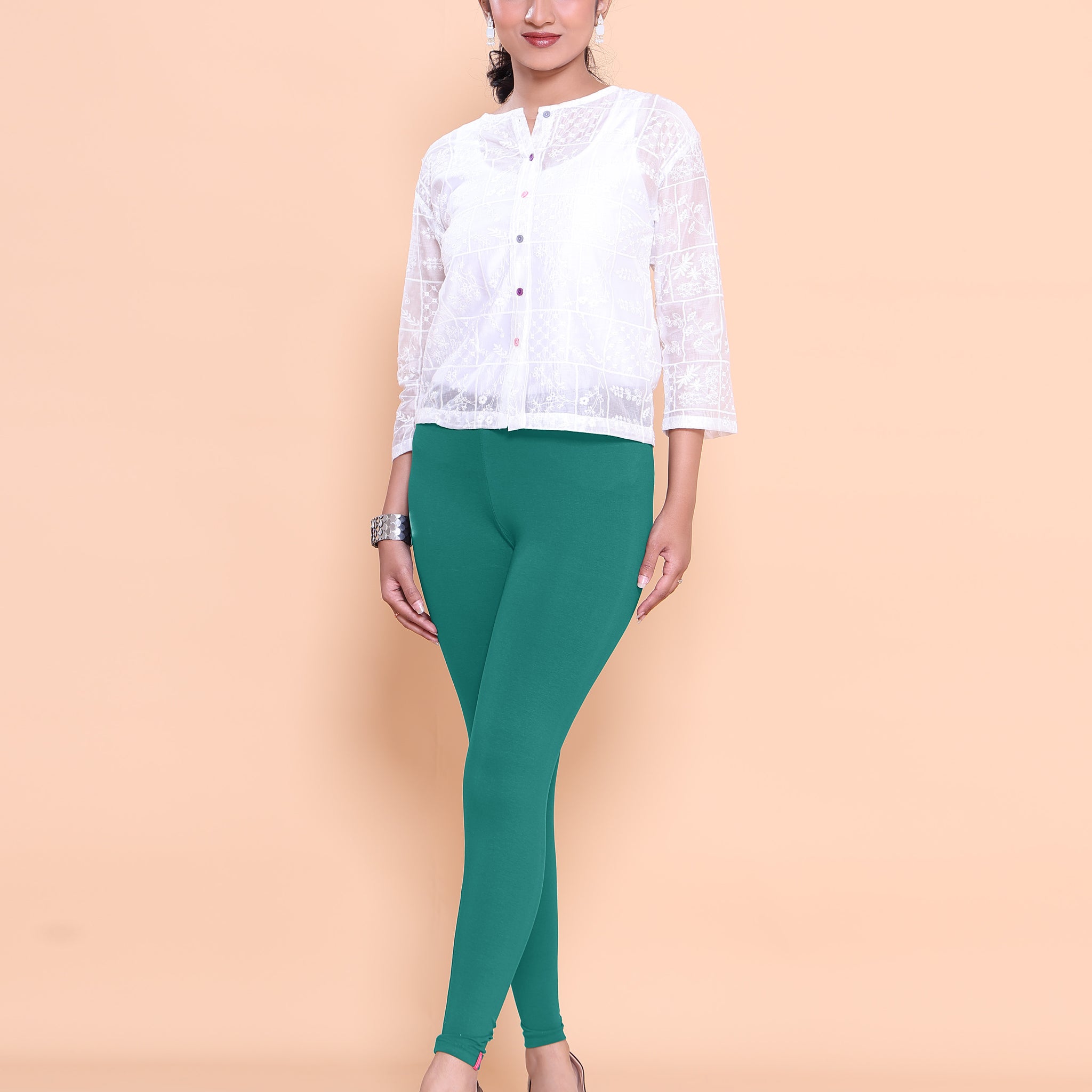 Green Color Leggings L Size