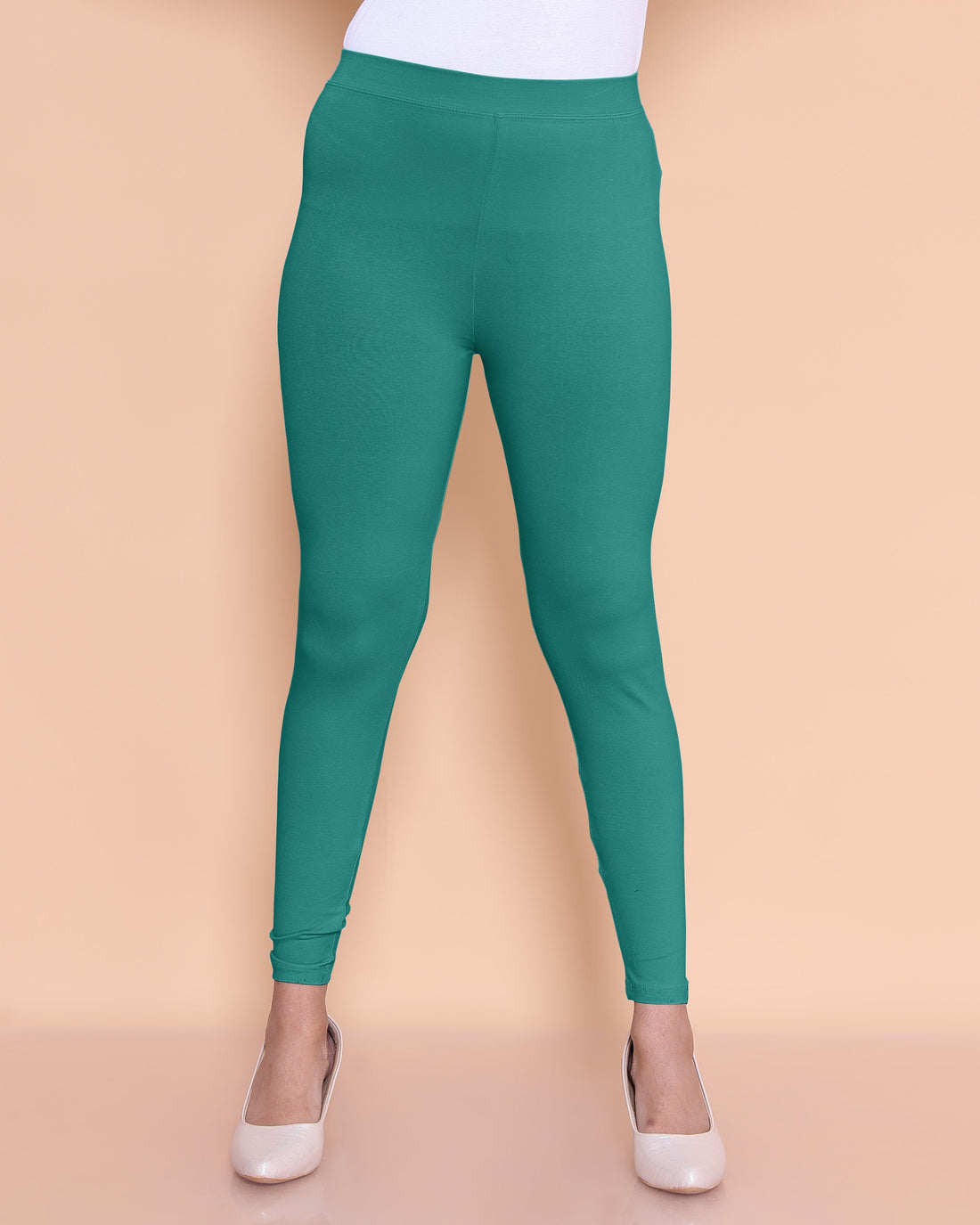Green Color 4-way stretch Leggings