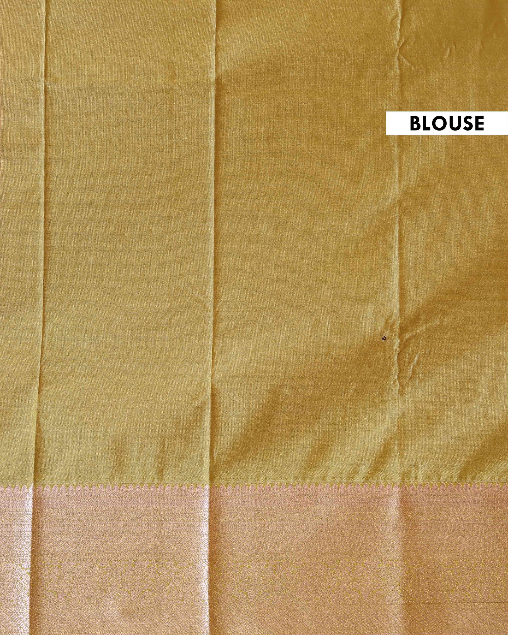 Premium Niranjana Silk Saree with Grand Zari Border and Classic Paisley Motifs - Red