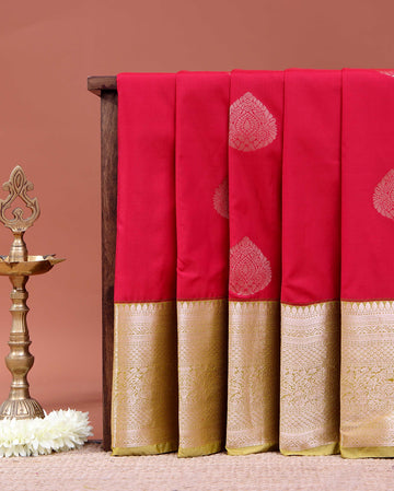 Premium Niranjana Silk Saree with Grand Zari Border and Classic Paisley Motifs - Red