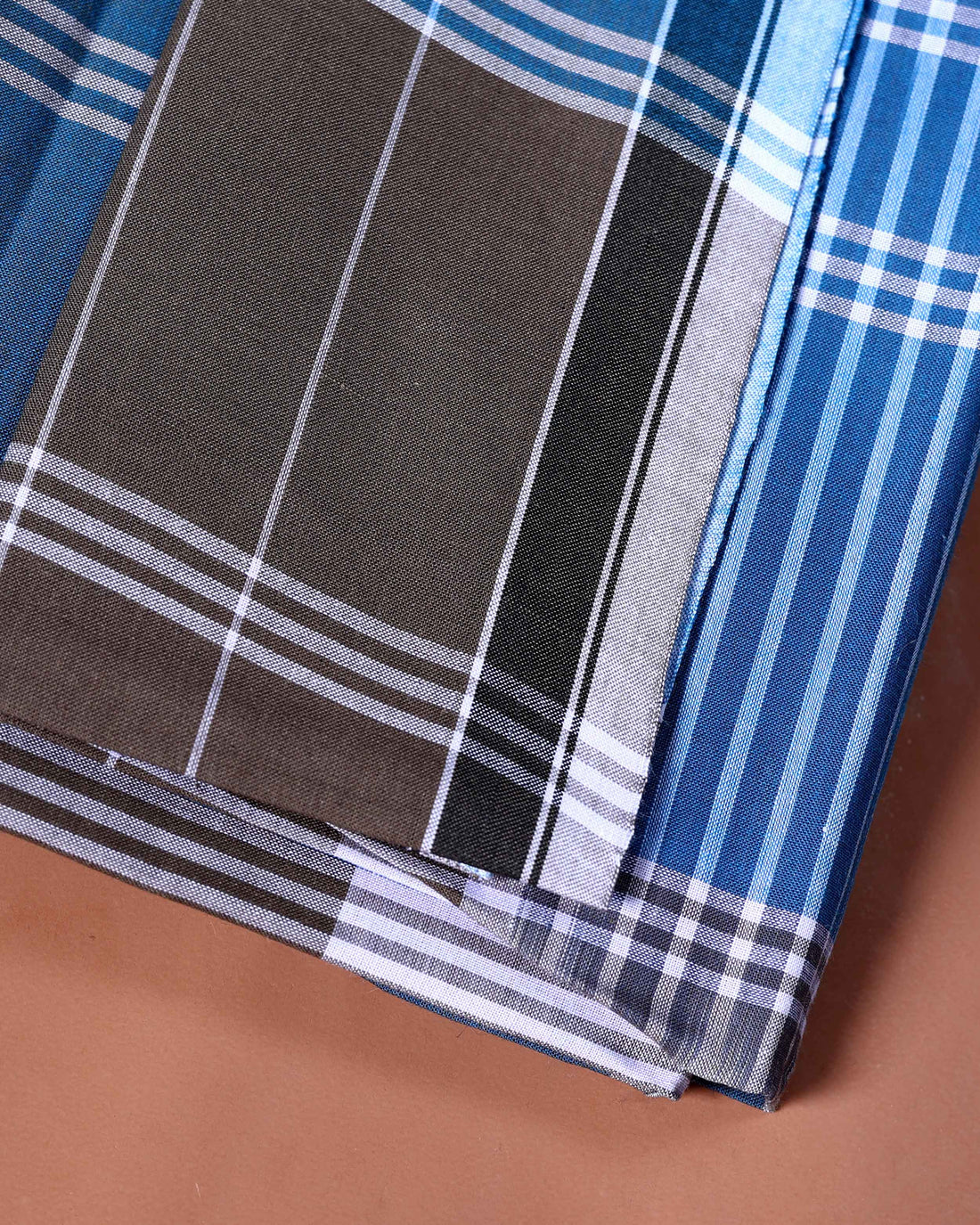 Sangu Brand Men's Premium Cotton Striped Lungi Stitched - Blue