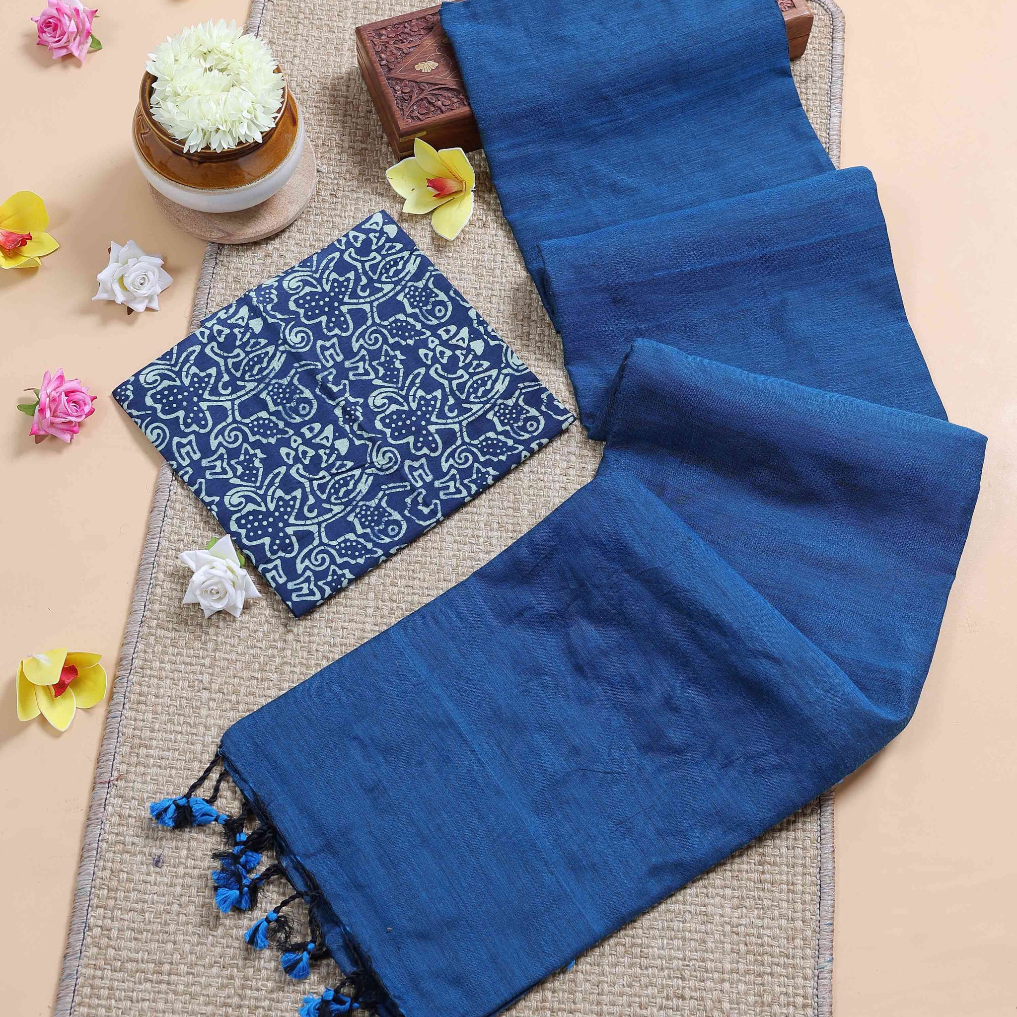 Handloom Khadi Cotton Saree with Contrast Printed Blouse and Tassel Accents - Teal