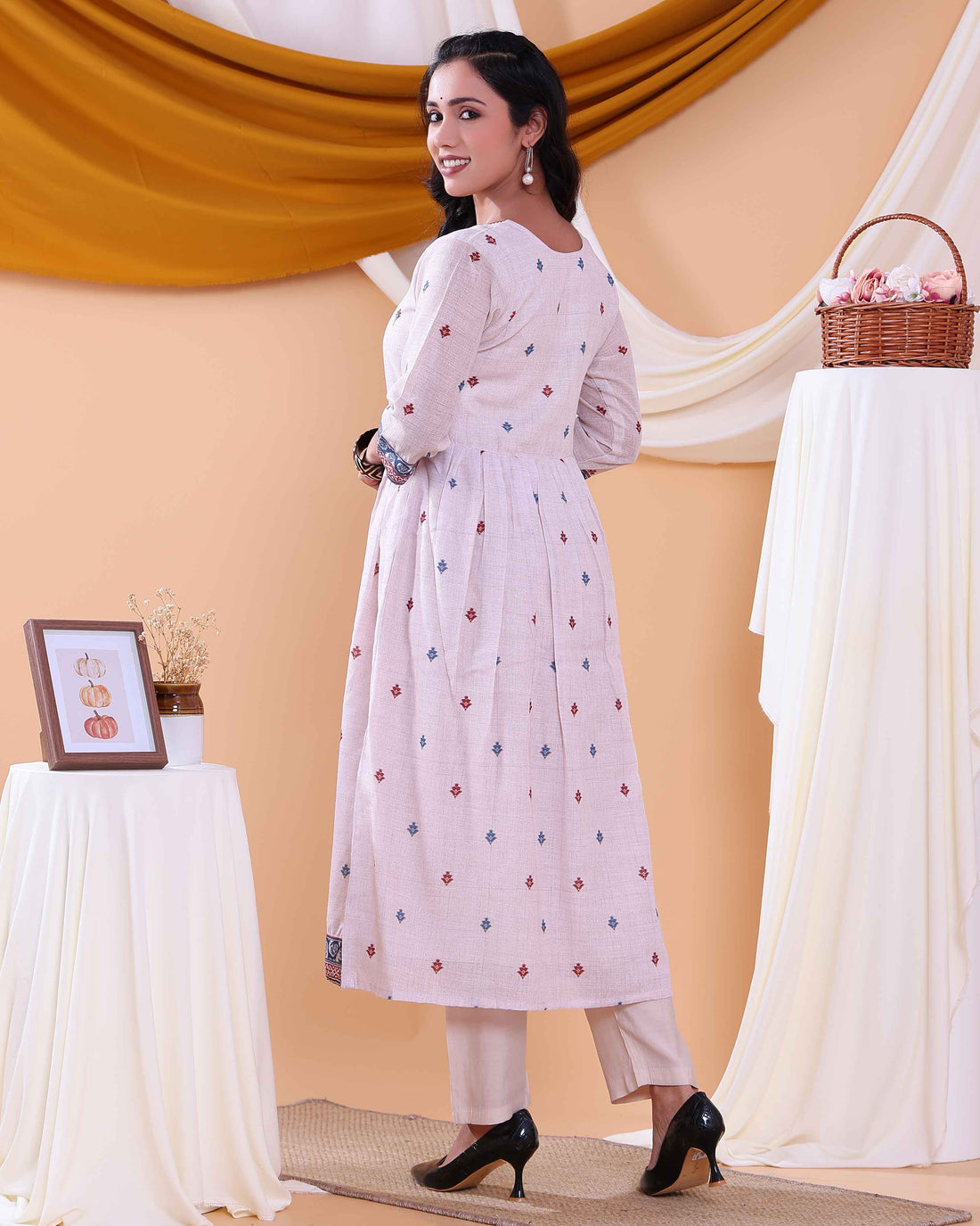 Stylish Women's Printed Anarkali Kurta Set with Dupatta - Beige