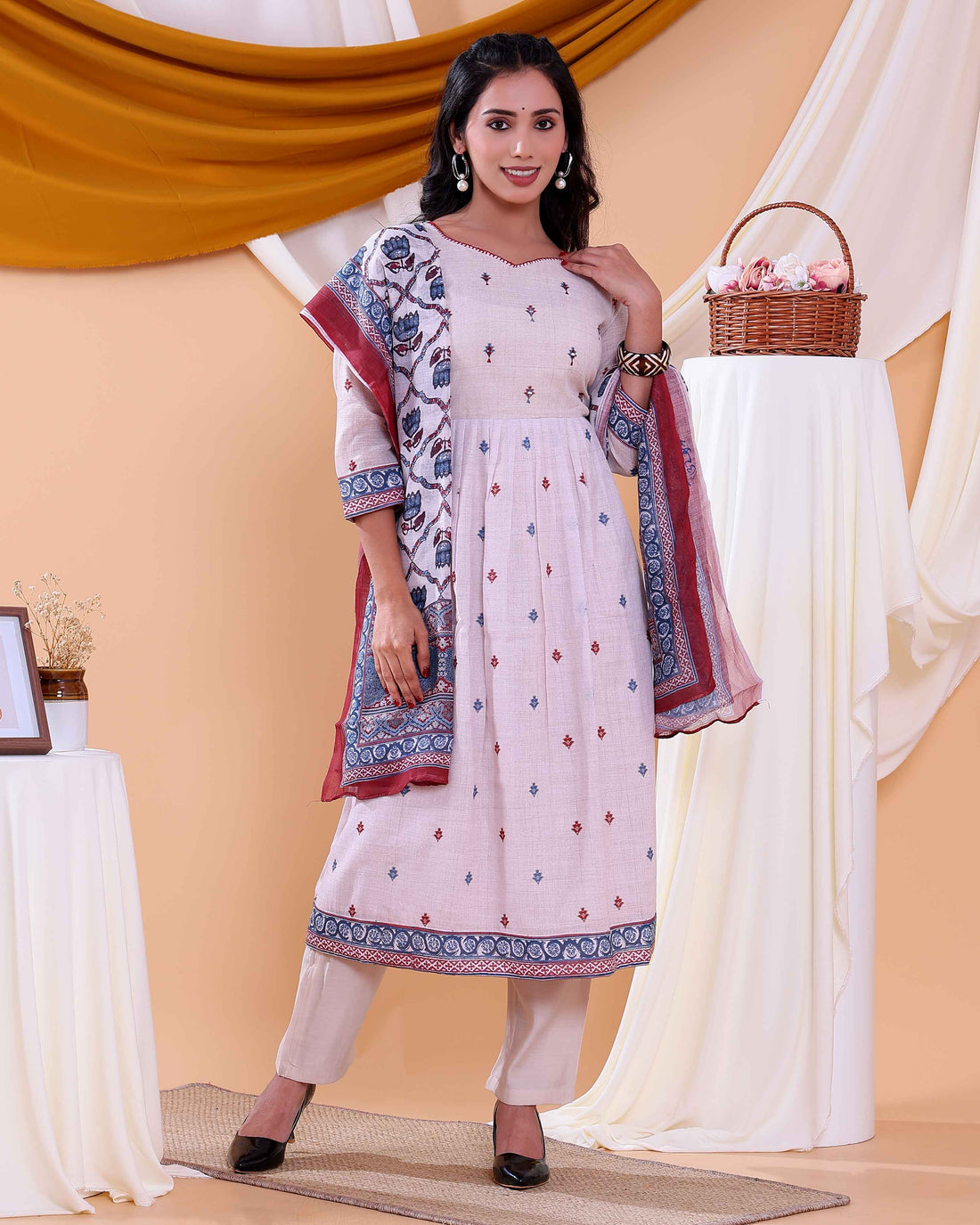 Stylish Women's Printed Anarkali Kurta Set with Dupatta - Beige