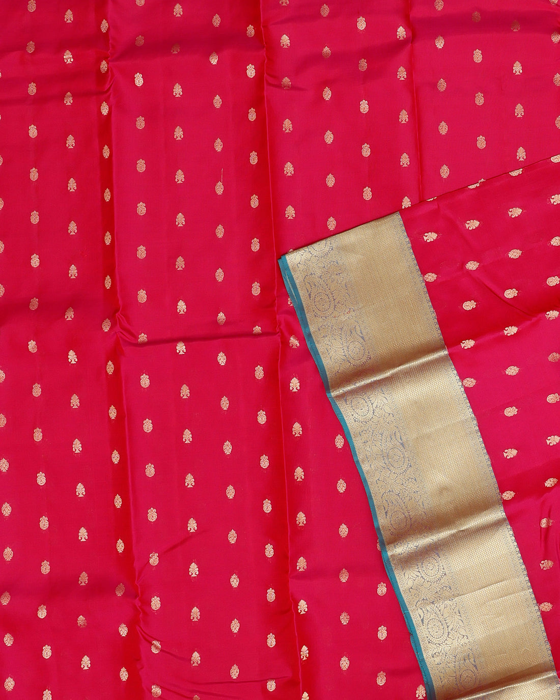Magenta Colour Traditional Silk Saree