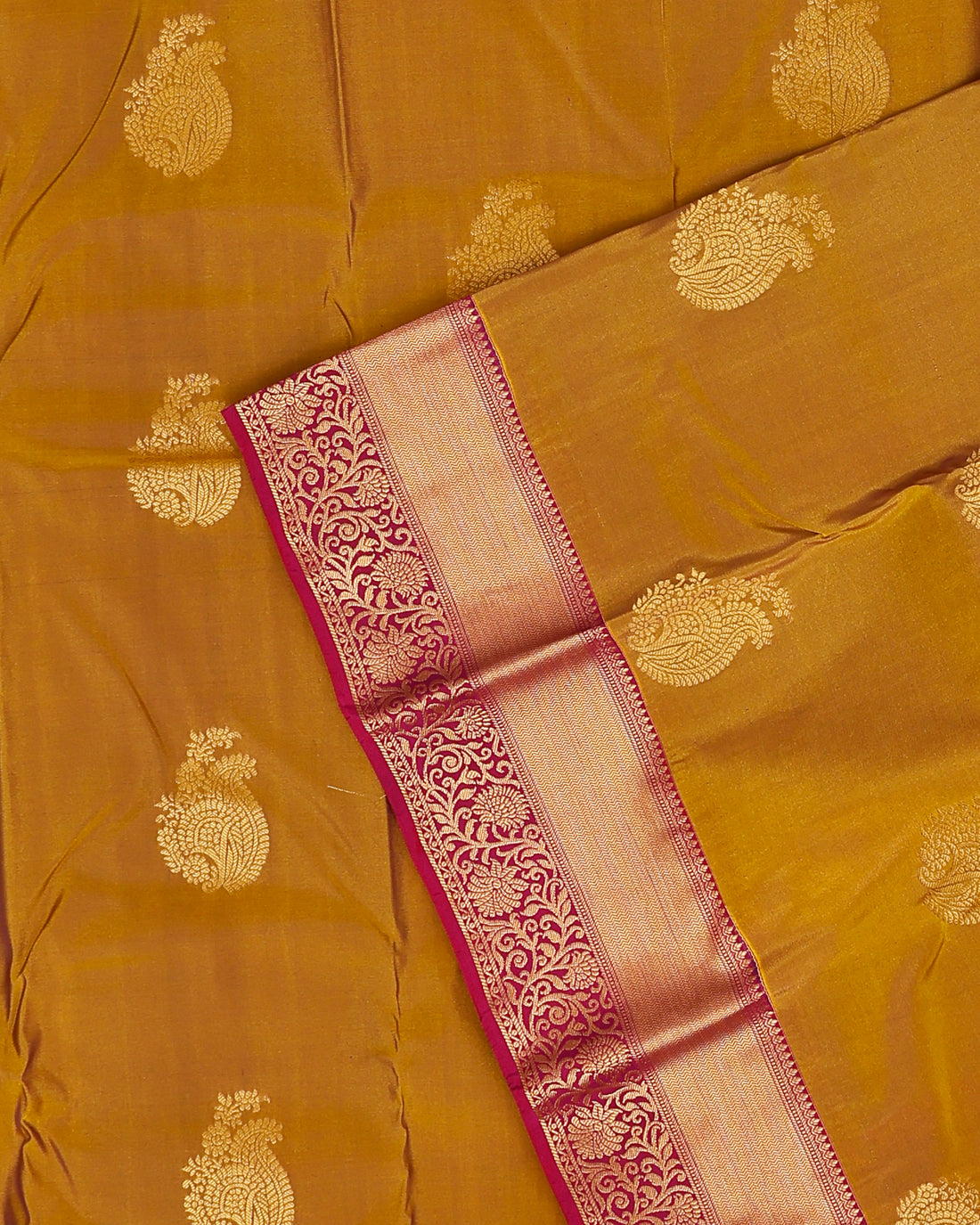 Golden Yellow Colour Traditional Silk Saree