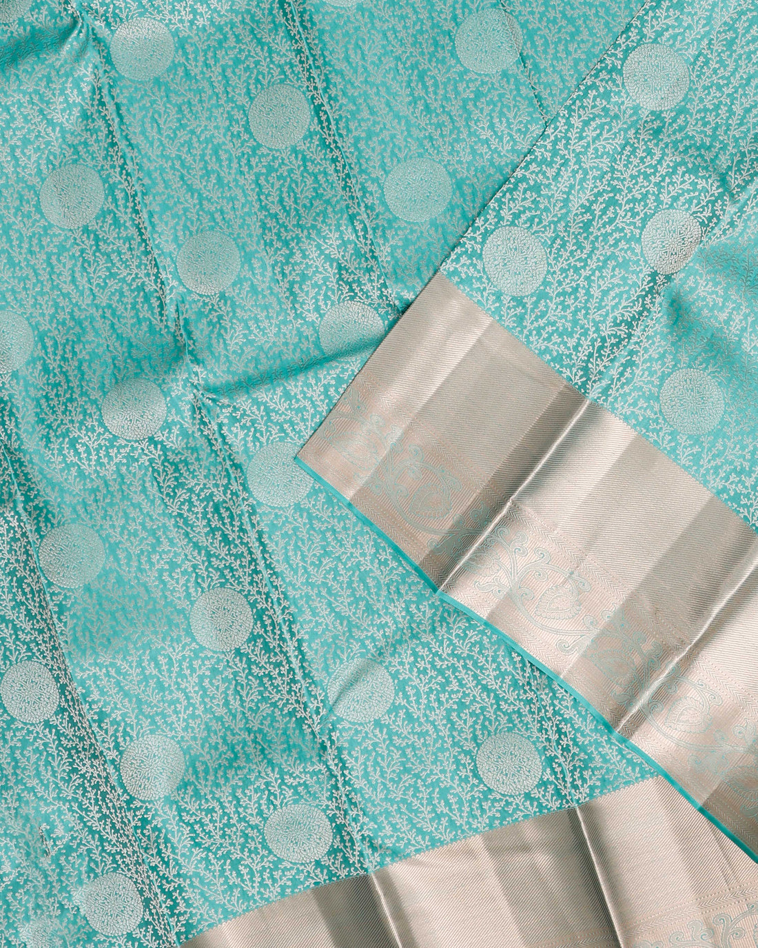 Exquisite Niranjana Silk Saree with Intricate Zari Weave and Traditional Motifs - Blue
