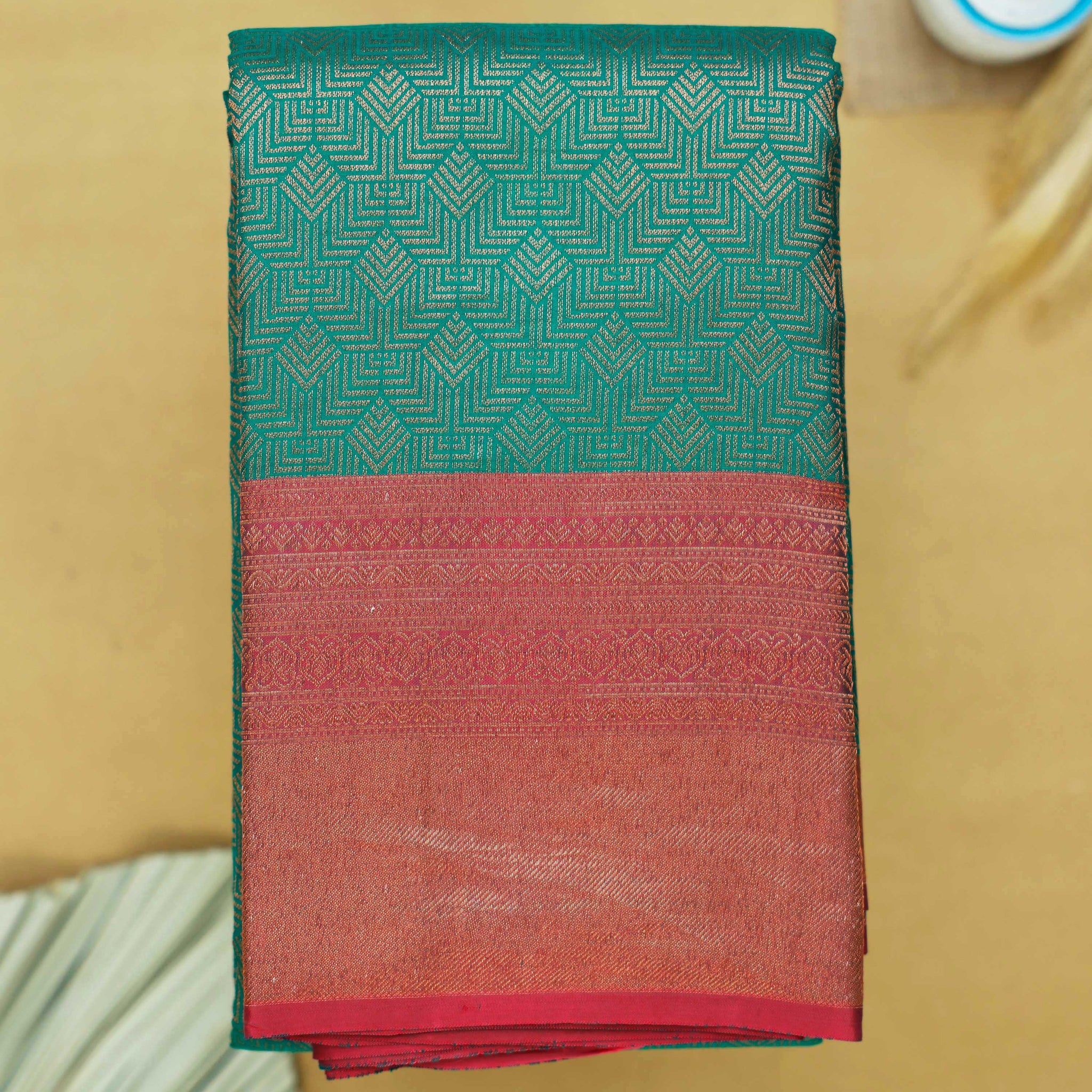 Green Colour Niranjana Silk Saree