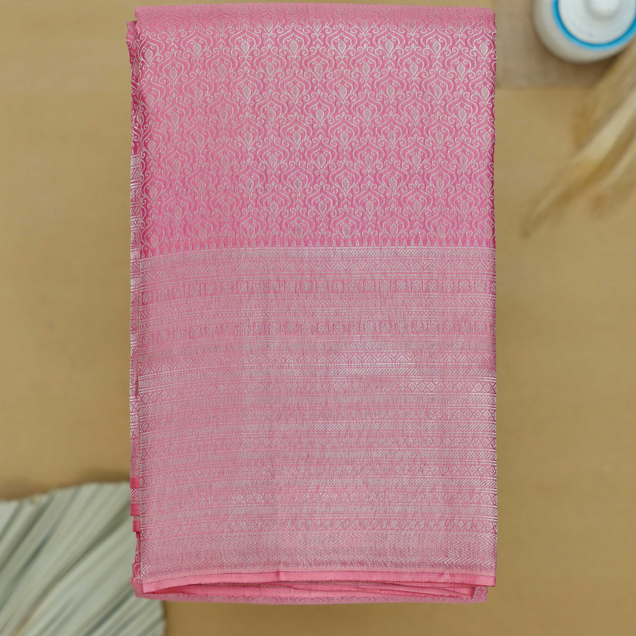 Pink Colour Niranjana Silk Saree