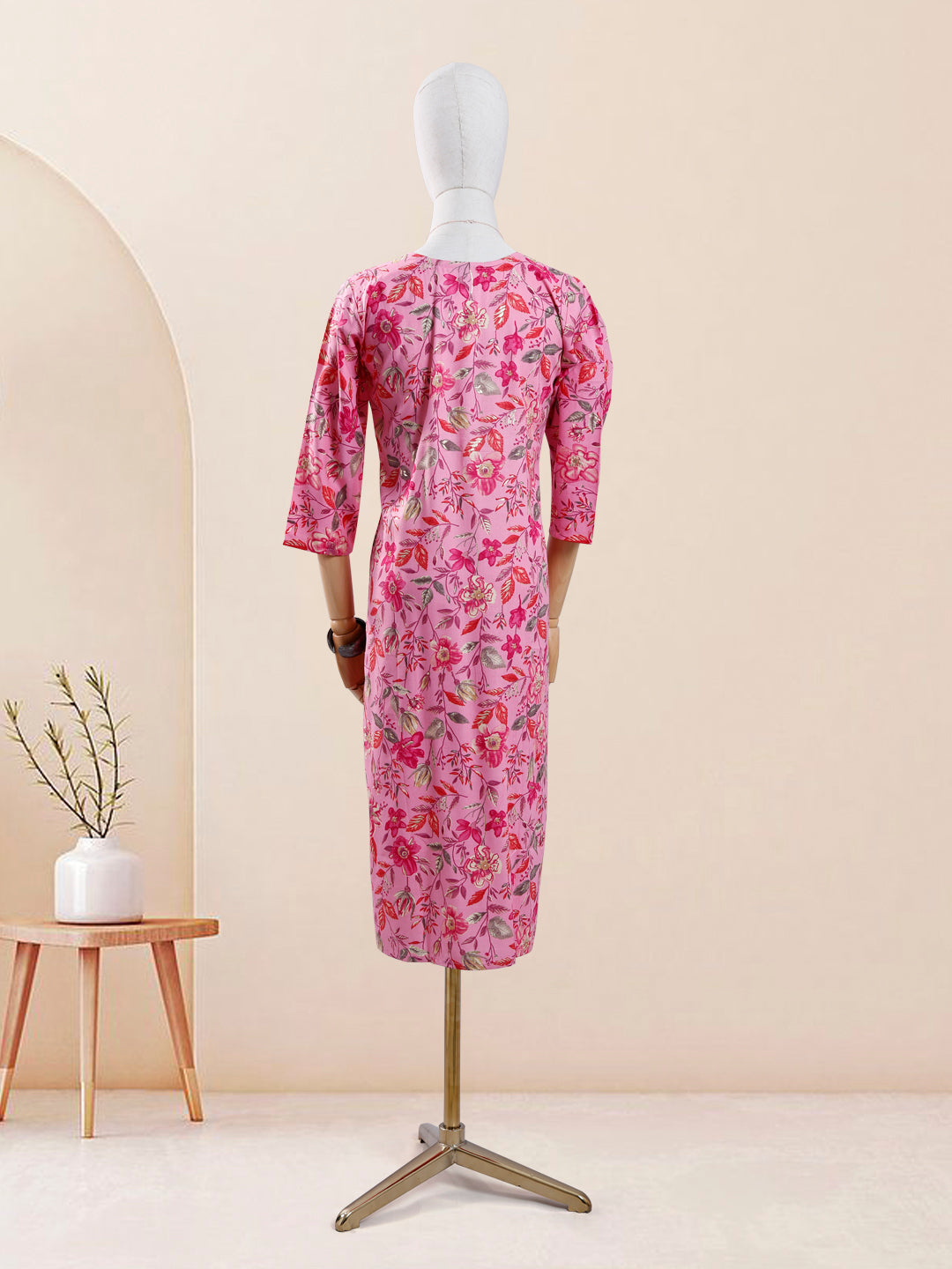 Designer Pink Color Printed Women's Kurti