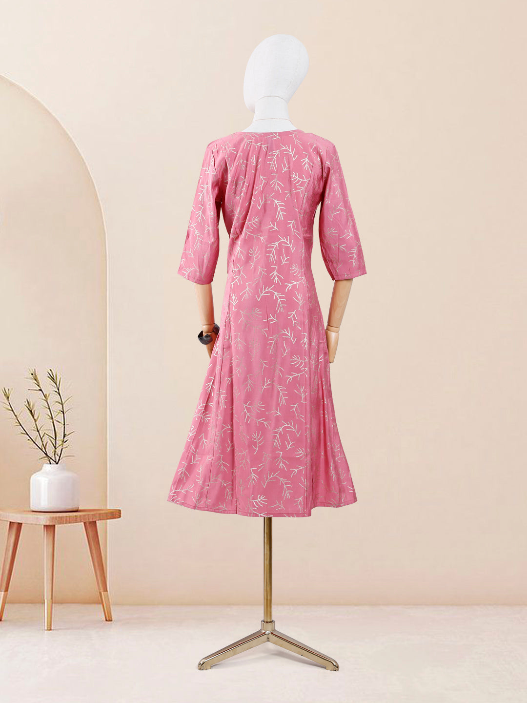 Designer Pink Color Printed Women's Kurti