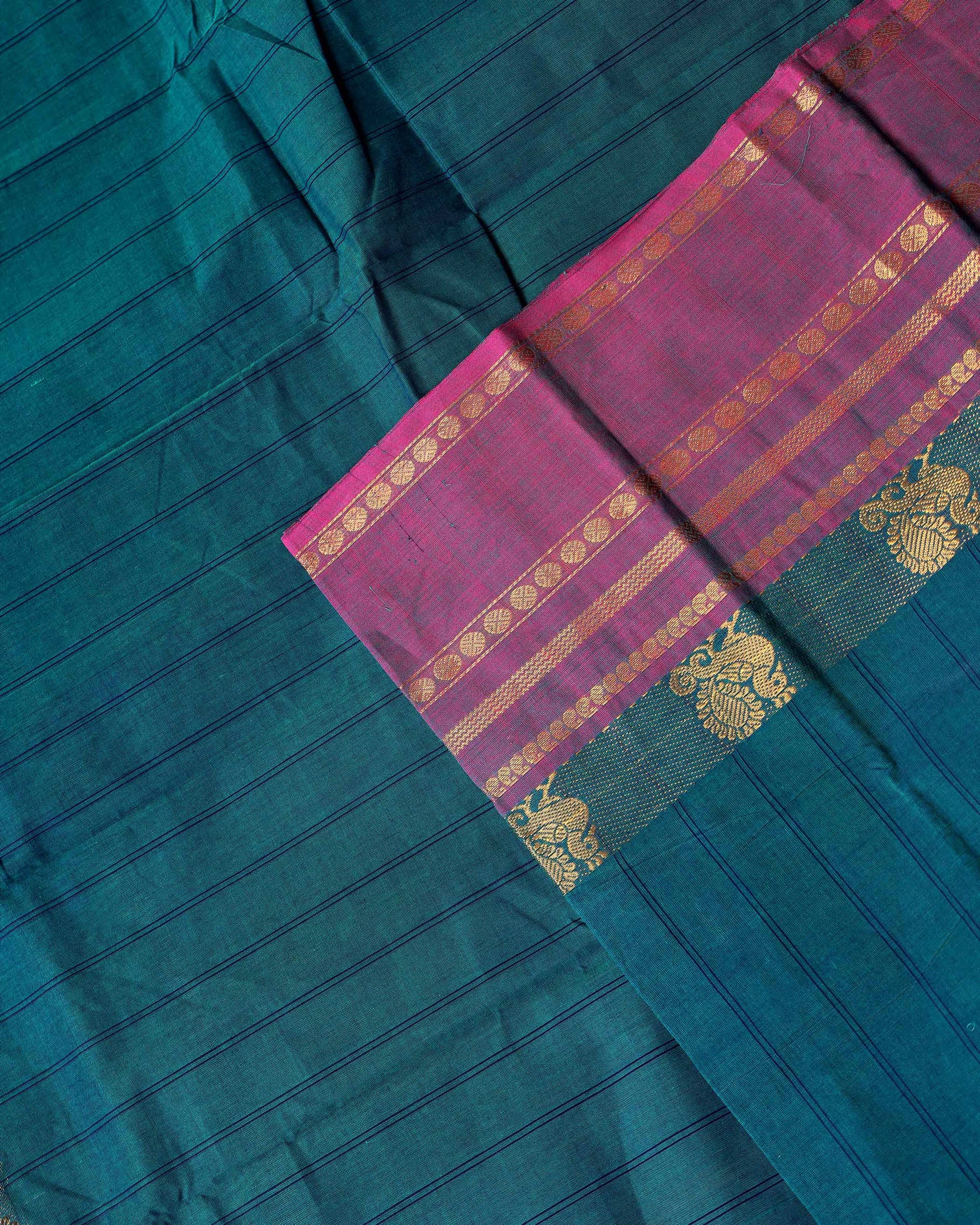 Traditional Chettinad Cotton Handloom Saree with Zari Border and Traditional Motifs -  Teal-Close