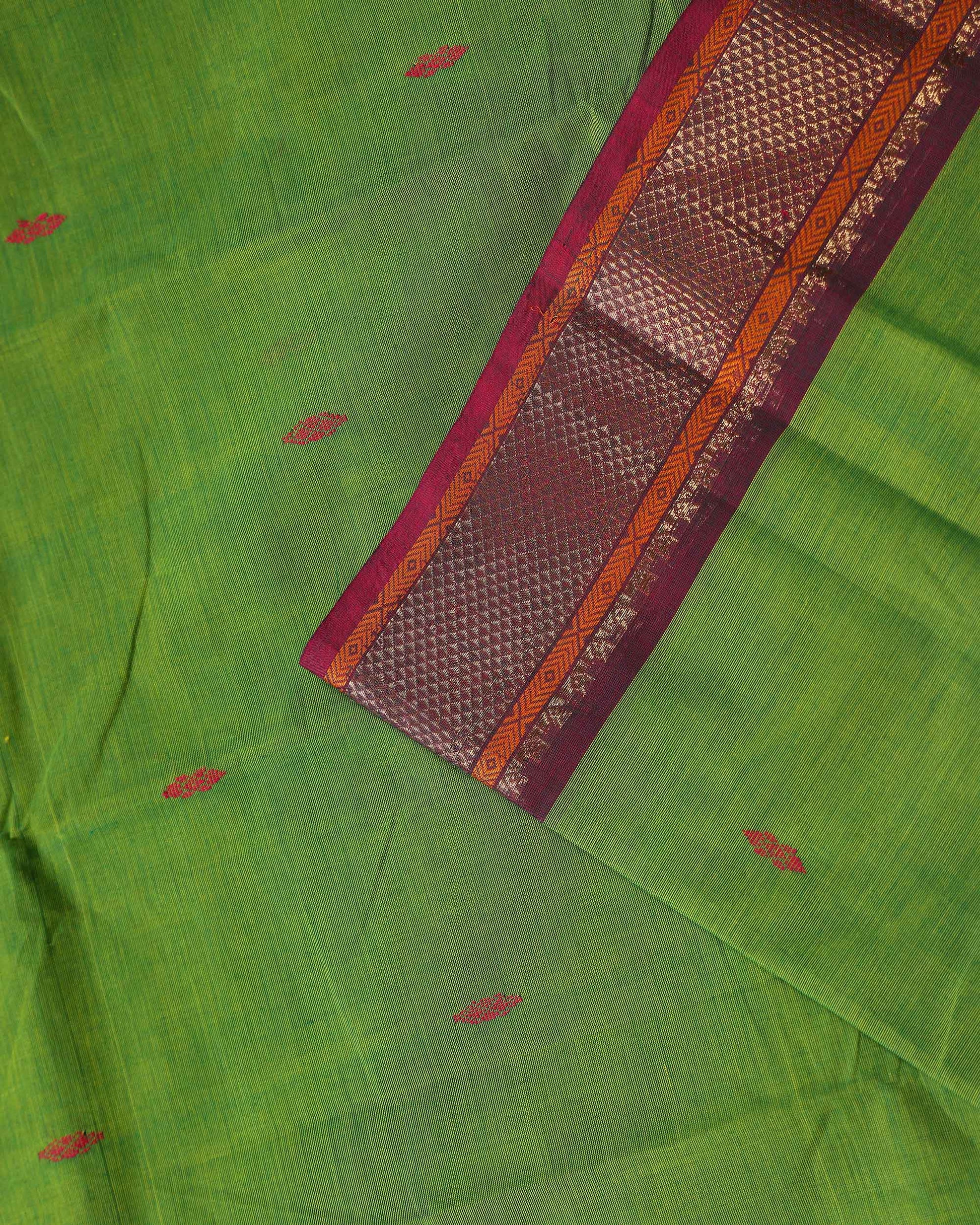 Traditional Chettinad Cotton Saree with Rich Zari Border and Fine Handloom Weave - Green-close