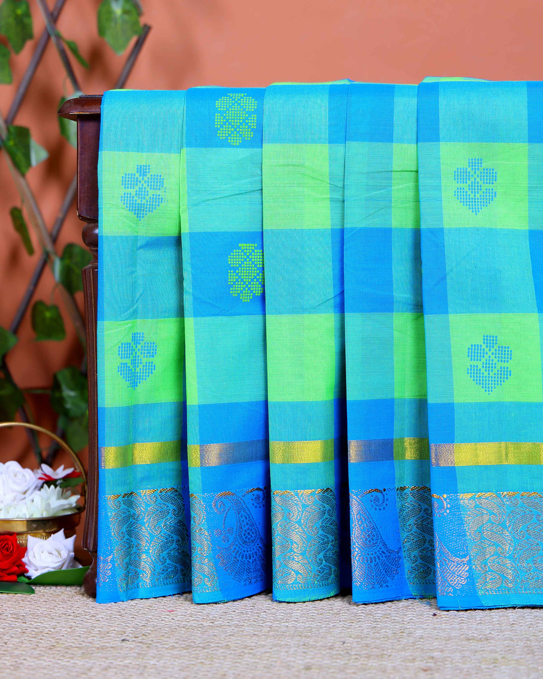 Traditional Chettinad Handloom Saree with Temple Border and Traditional Motifs - Green