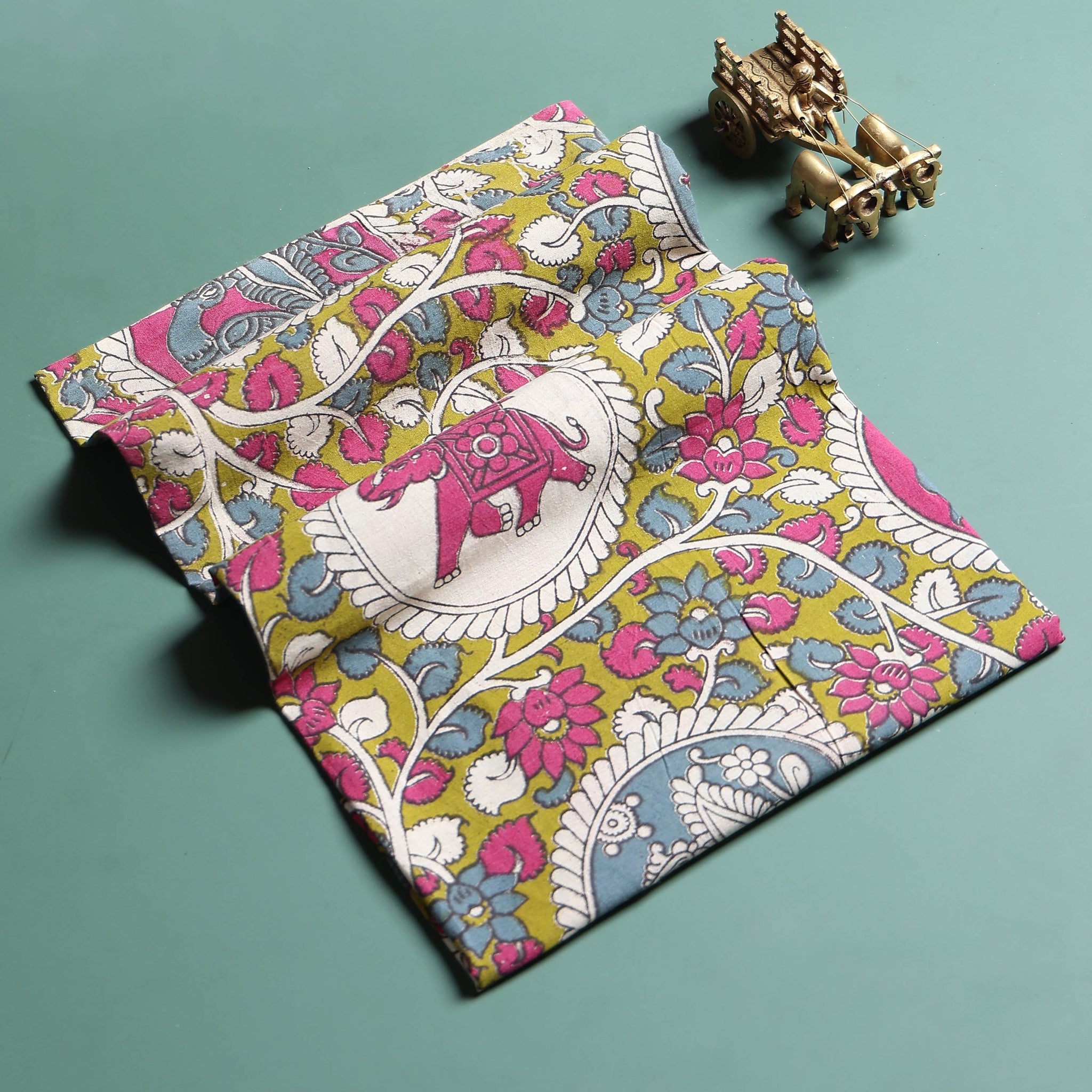 Traditional Elephant Motif Floral Printed Cotton 1 Meter Blouse Material for Women - Green