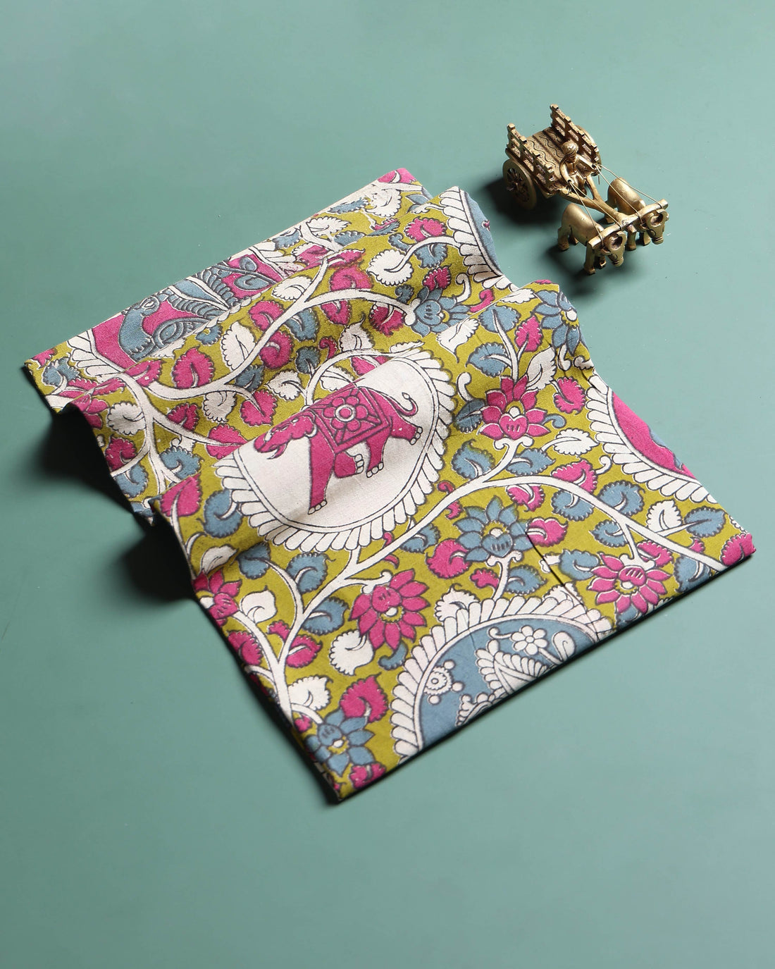 Traditional Elephant Motif Floral Printed Cotton 1 Meter Blouse Material for Women - Green