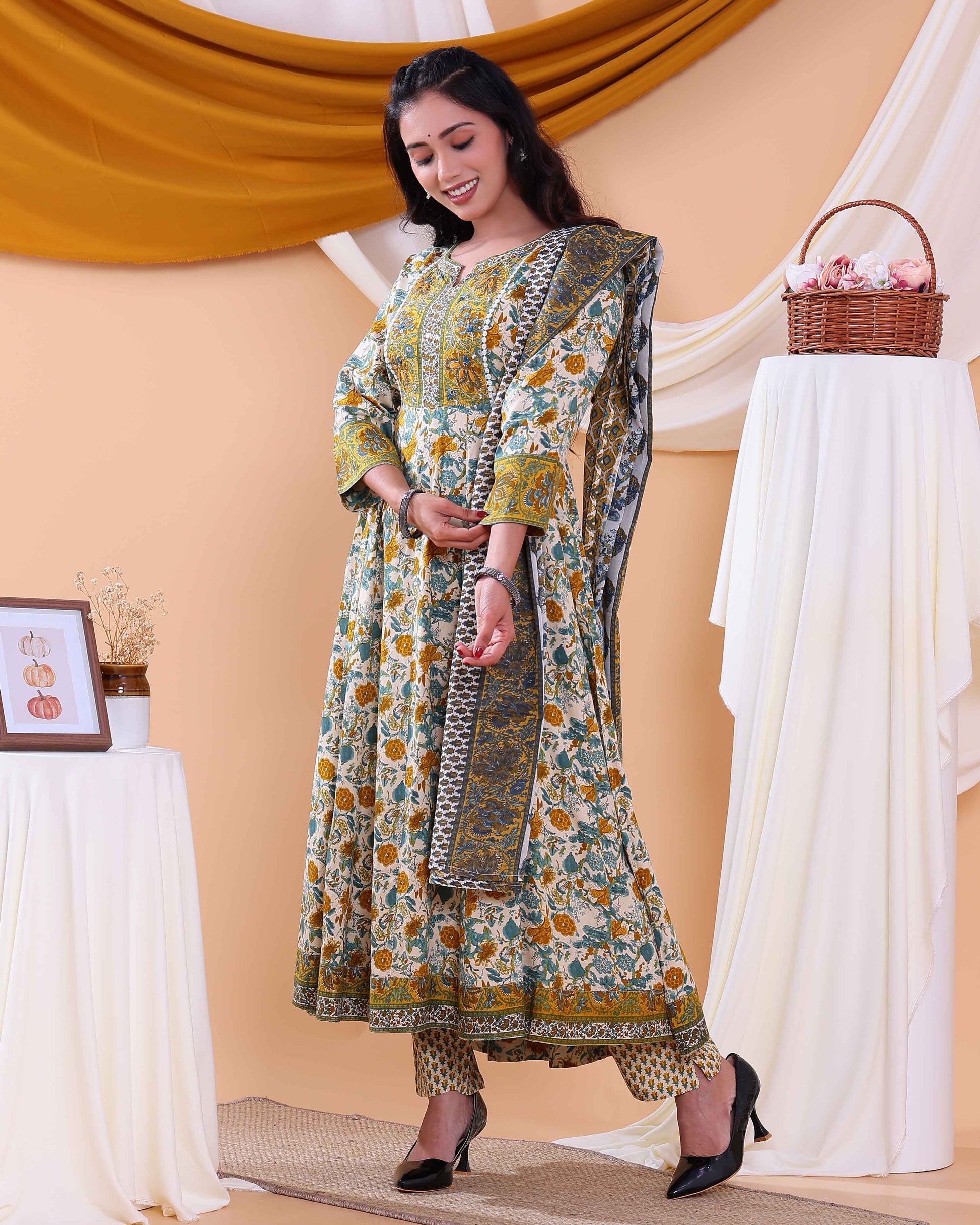 Traditional Floral Printed Design Women's Readymade Salwar Set with Elegant Patterns and Comfortable Fit - Cream