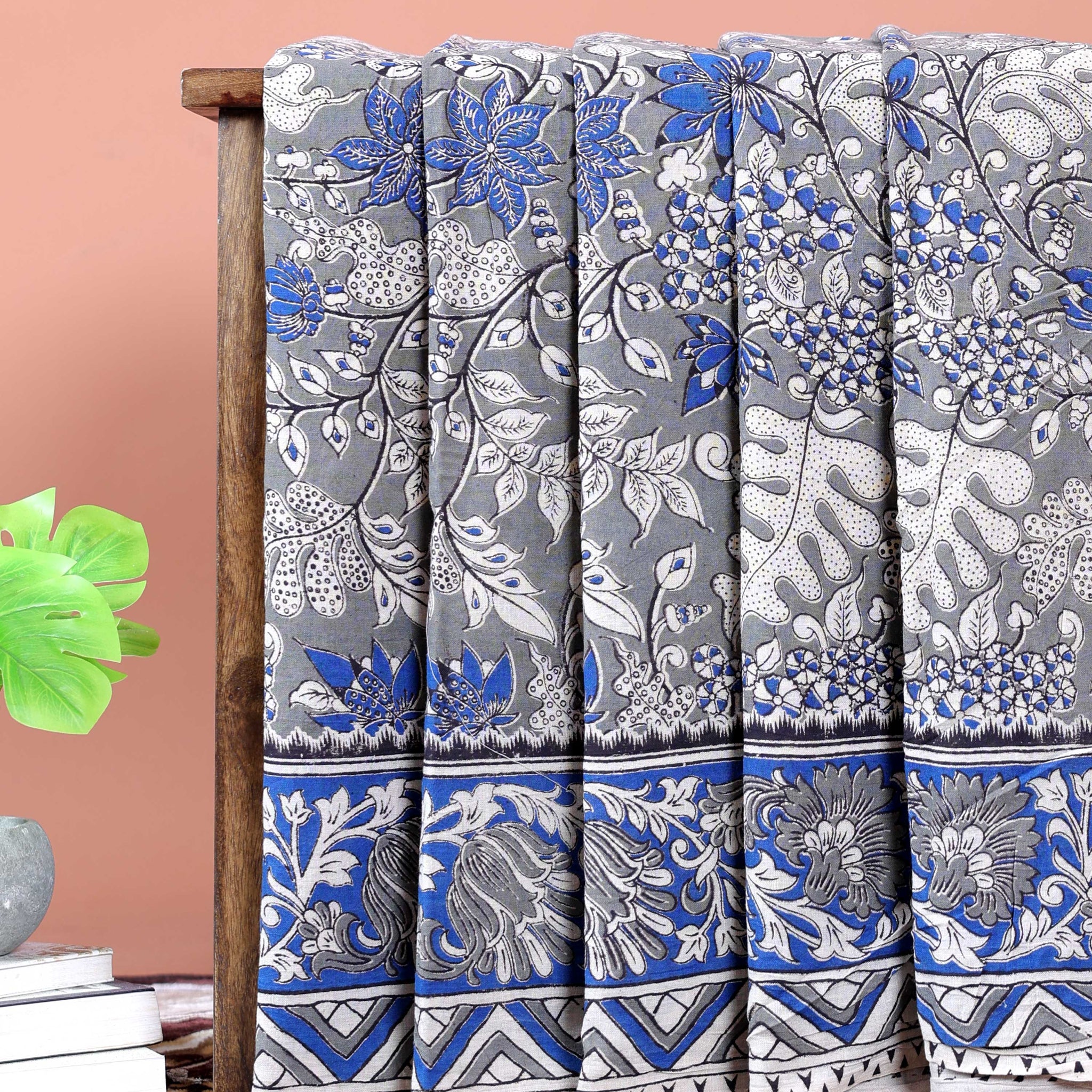 Traditional Hand-Painted Kalamkari Cotton Saree with Traditional Floral & Leaf Motifs - Grey