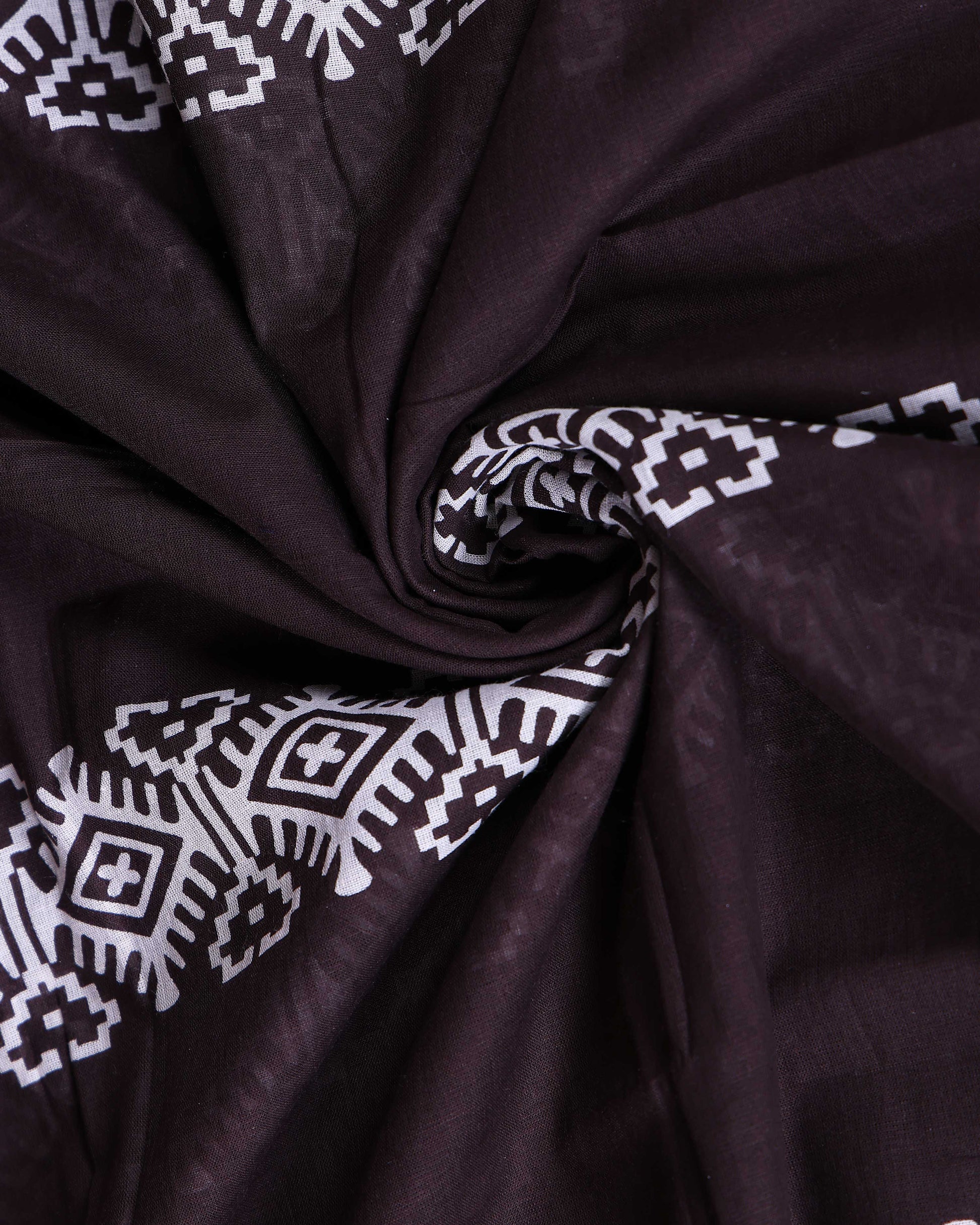 Traditional Handcrafted Mul Mul Saree with Geometric Pallu and Floral Border - Dark Brown-Close