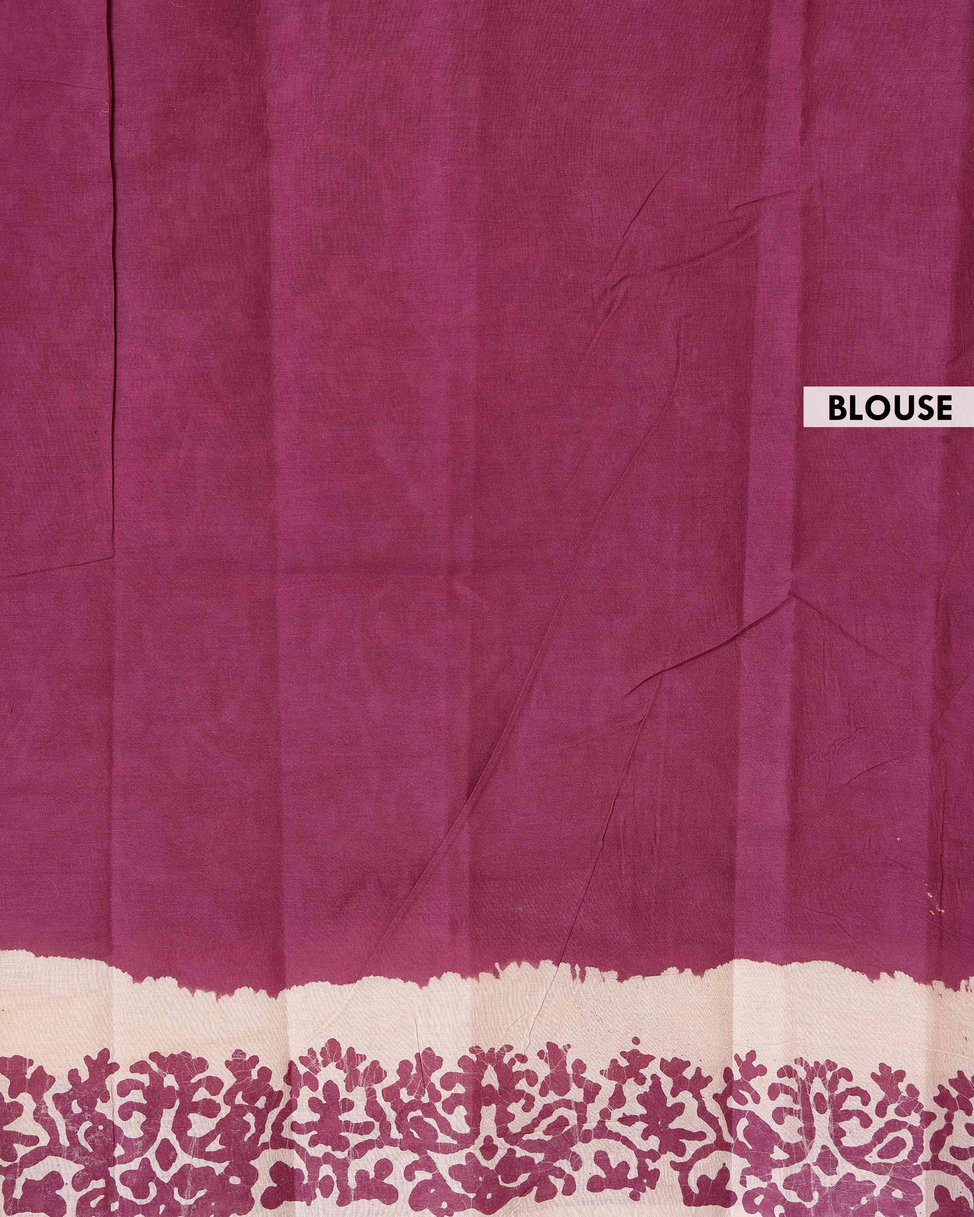 Traditional Handloom Cotton Saree with All-Over Batik Prints and Contrast Border - Onion Pink