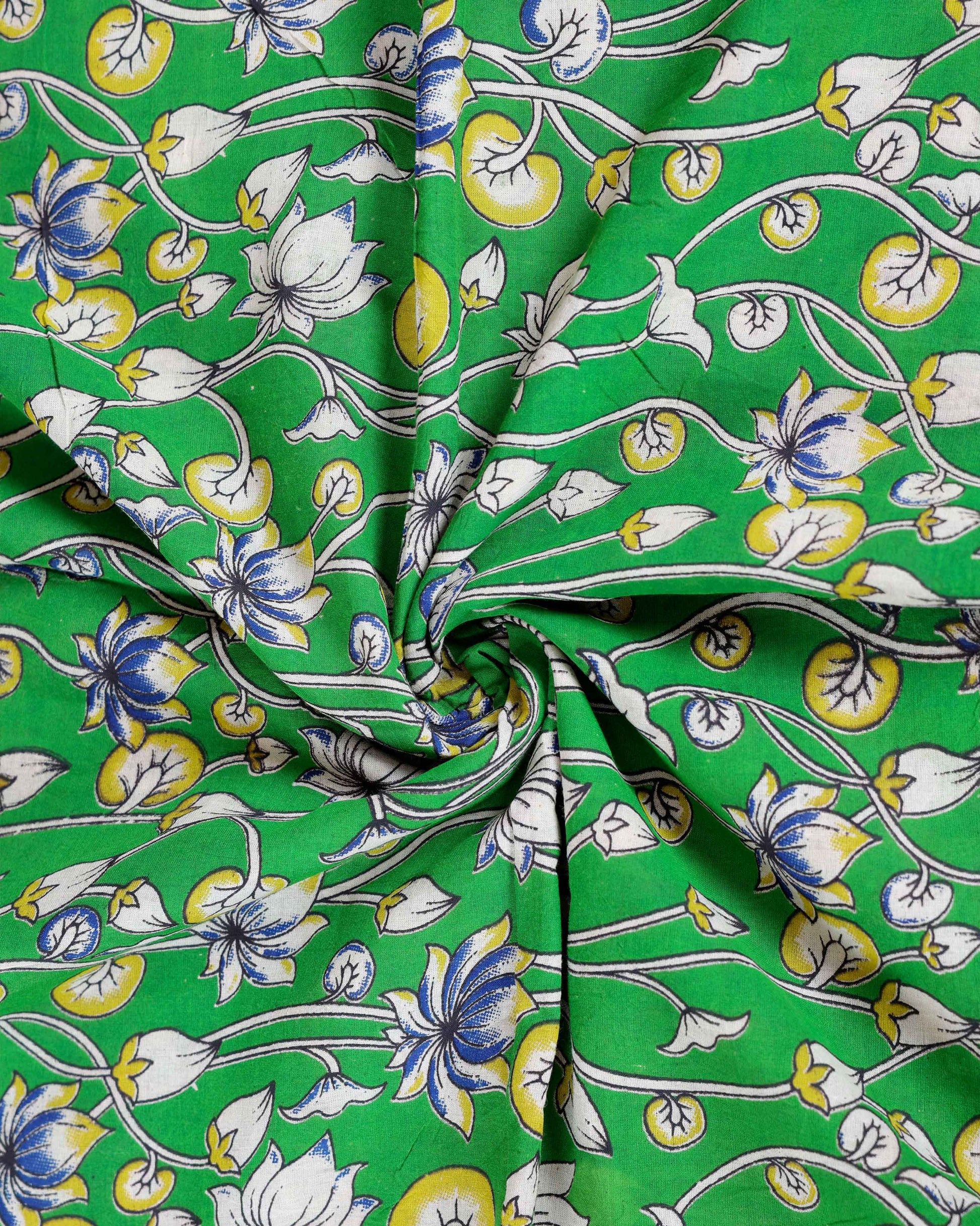 Traditional Handloom Kalamkari Cotton Saree with Floral and Avian Motifs - Close