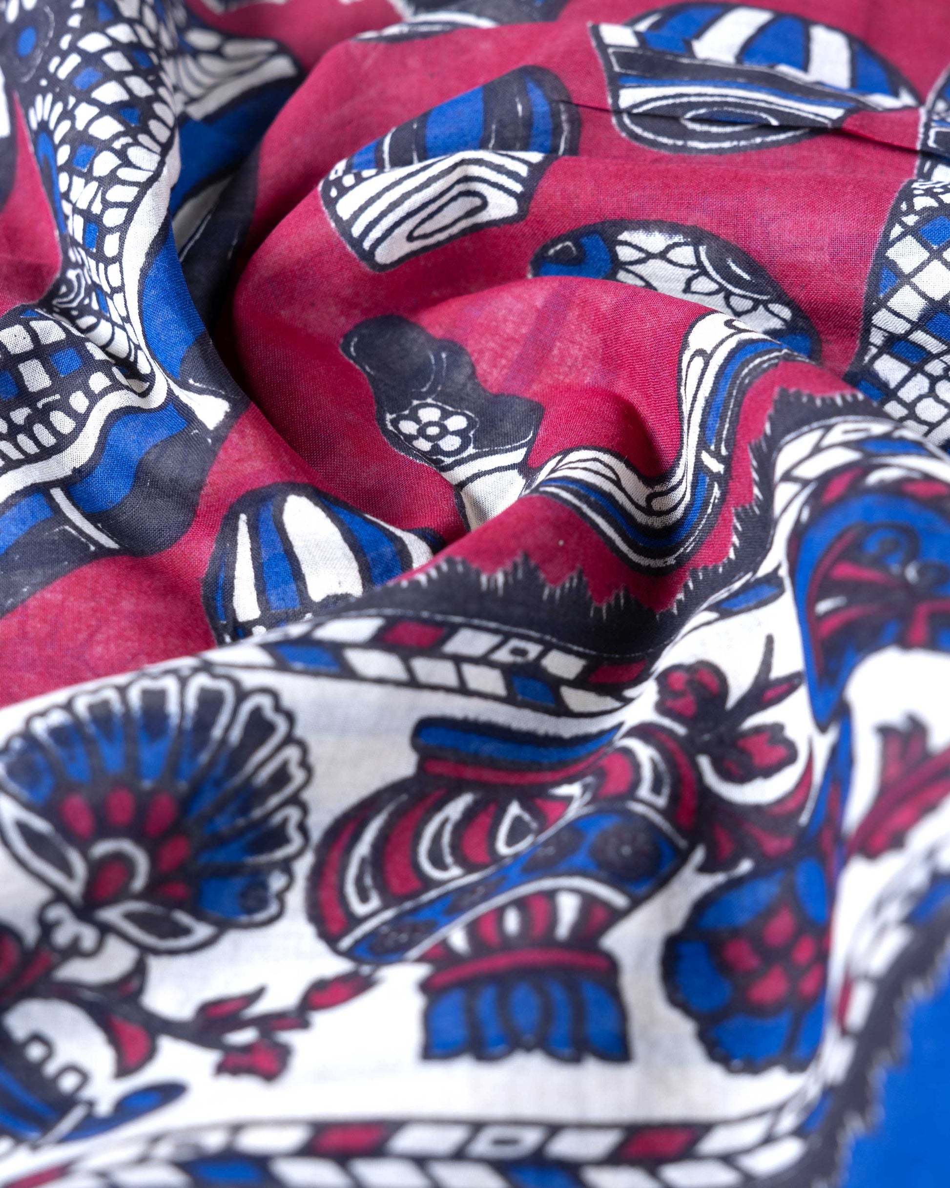 Traditional Handloom Kalamkari Cotton Saree with Nature and Wildlife Pattern - Dark Pink