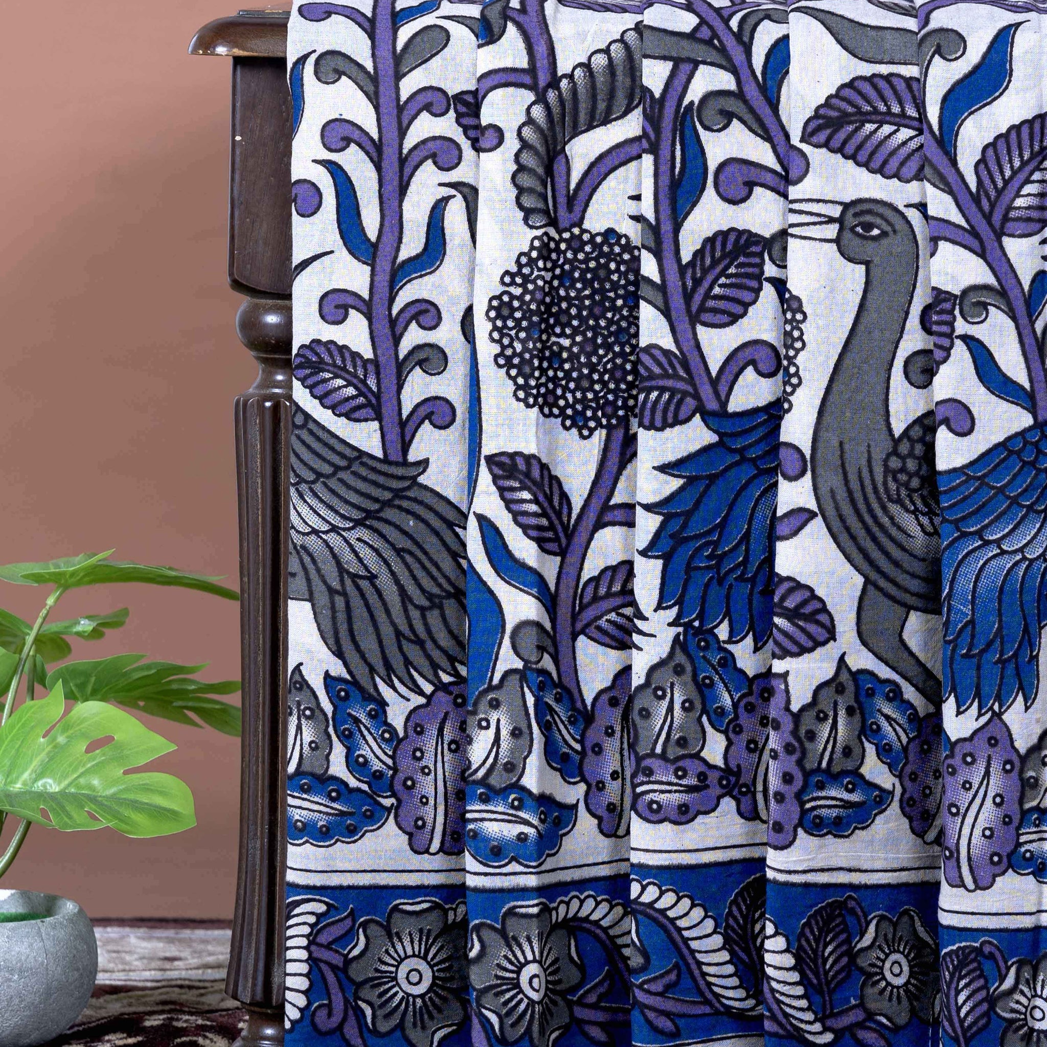 Traditional Handloom Kalamkari Cotton Saree with Peacock and Floral Motifs - Off White