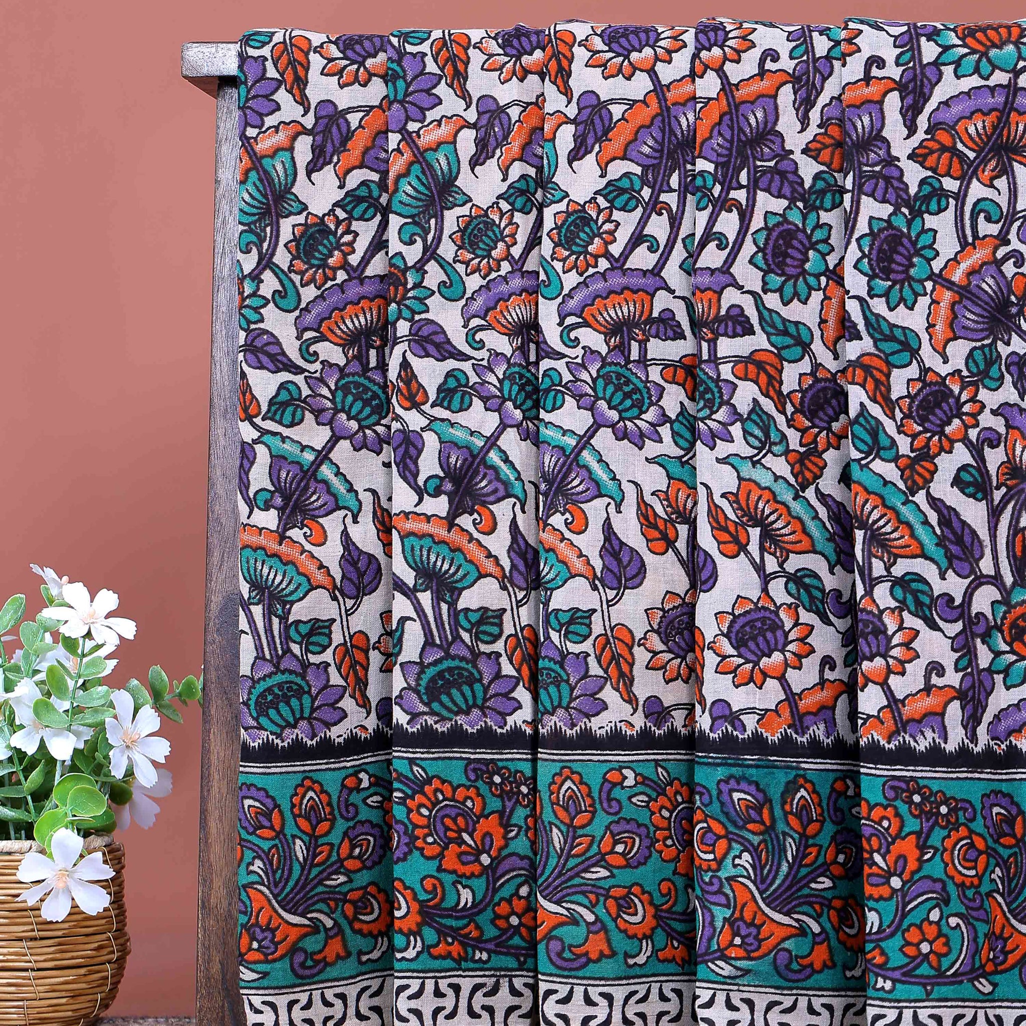 Traditional Handloom Kalamkari Cotton Saree with Traditional Floral Motifs - Off White