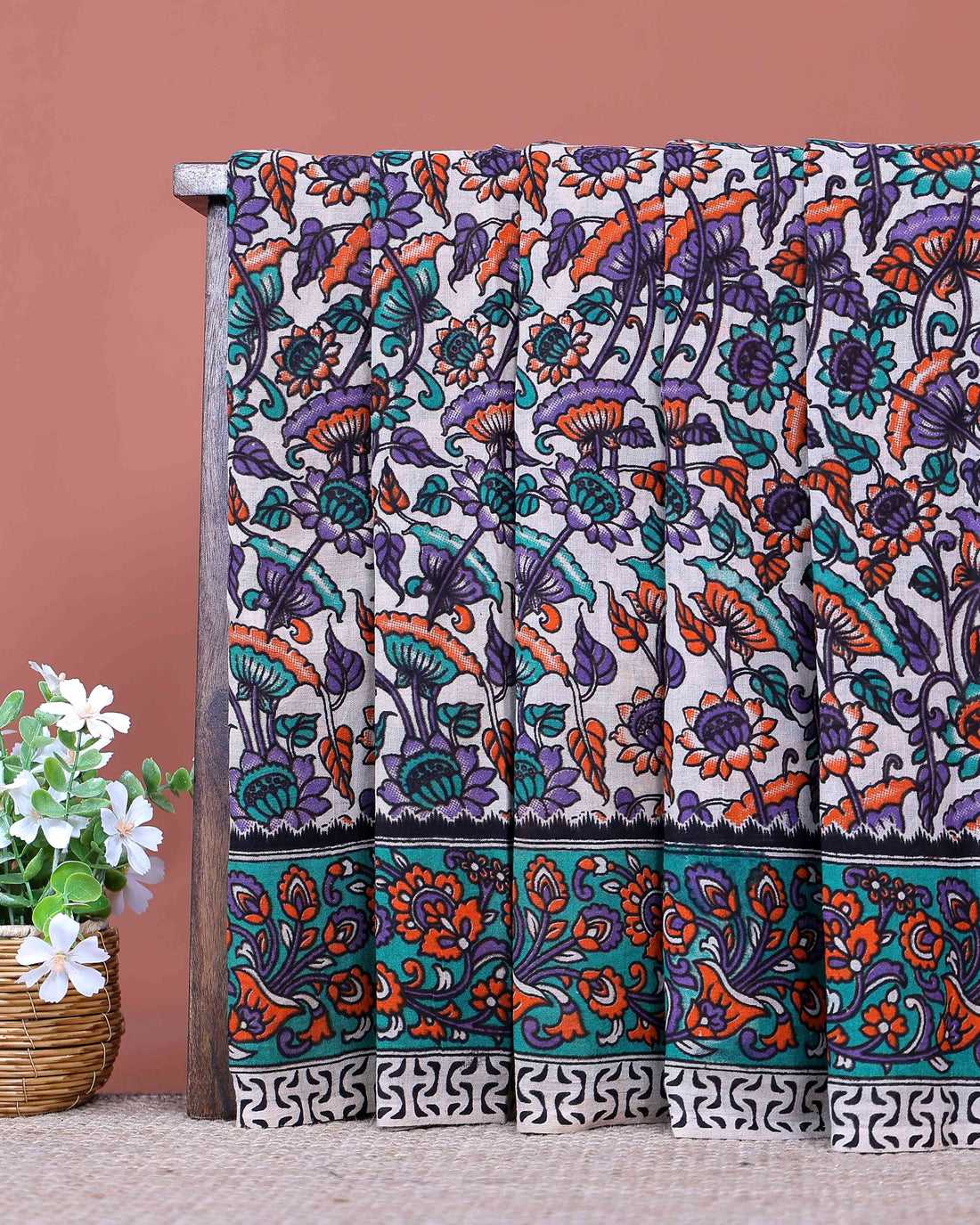 Traditional Handloom Kalamkari Cotton Saree with Traditional Floral Motifs - Off White