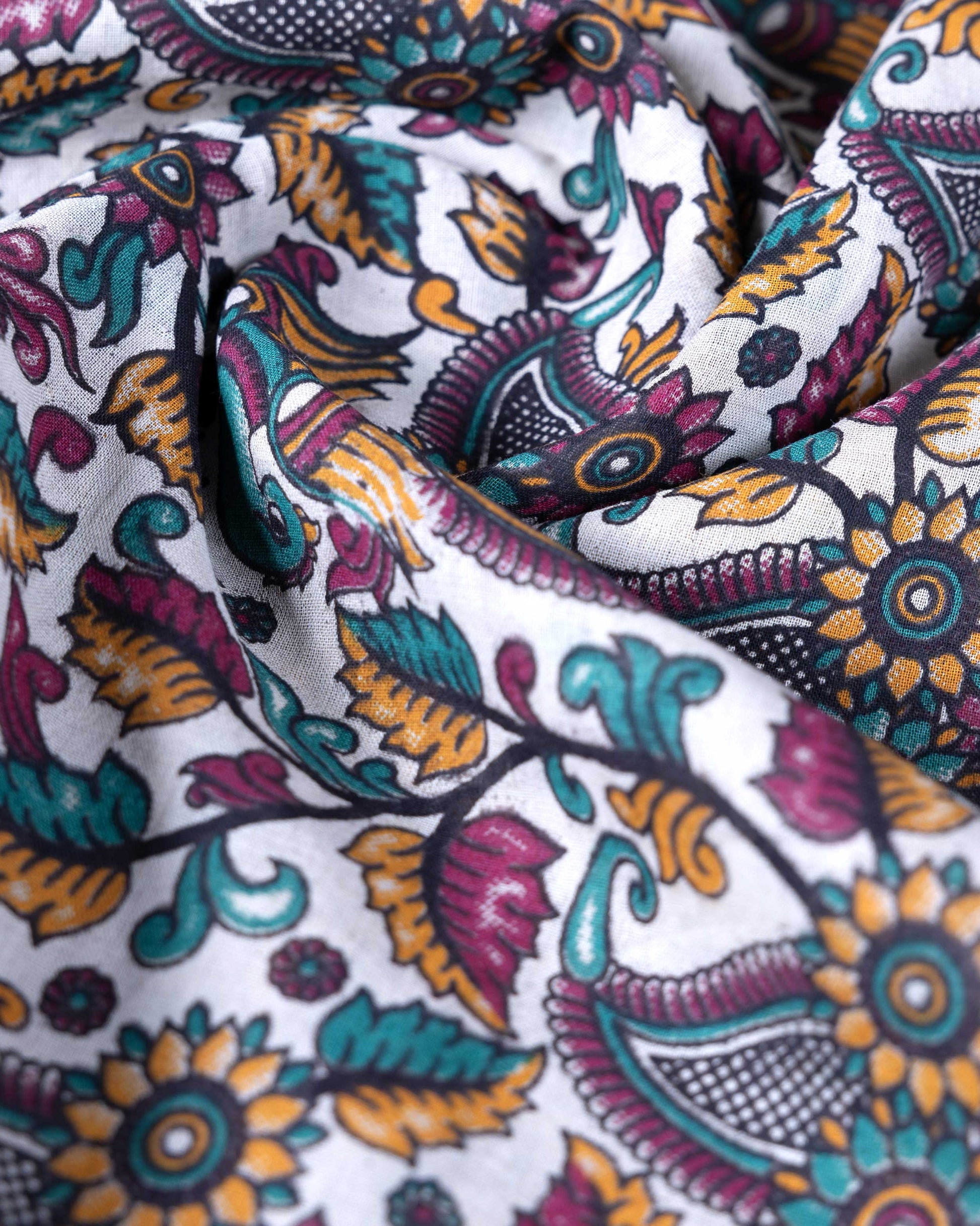 Traditional Handloom Kalamkari Cotton Saree with Traditional Peacock and Floral Motifs - Off White