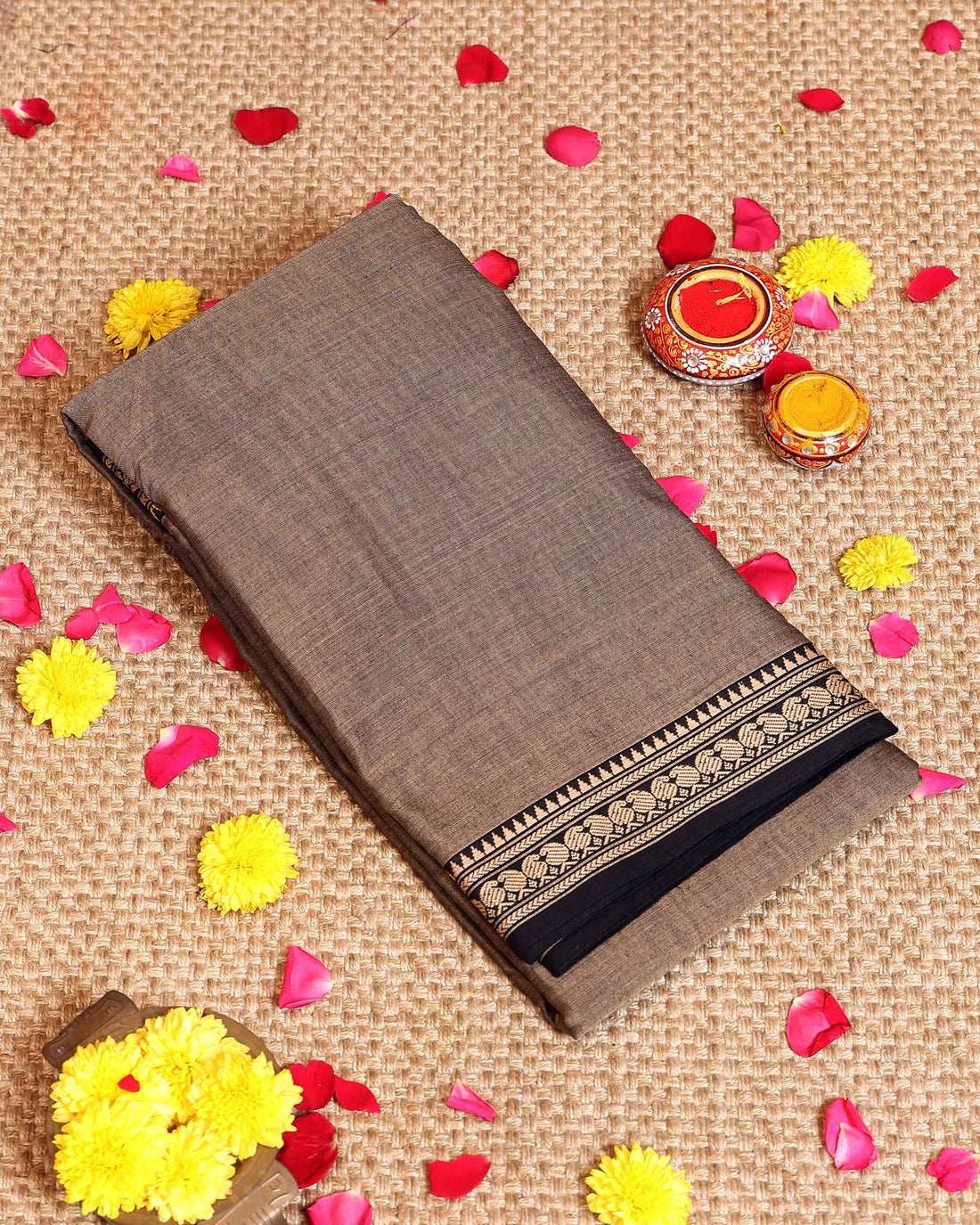 Traditional Handloom Narayanpet Cotton Saree with Contrast Woven Border and Pallu Design - Brown