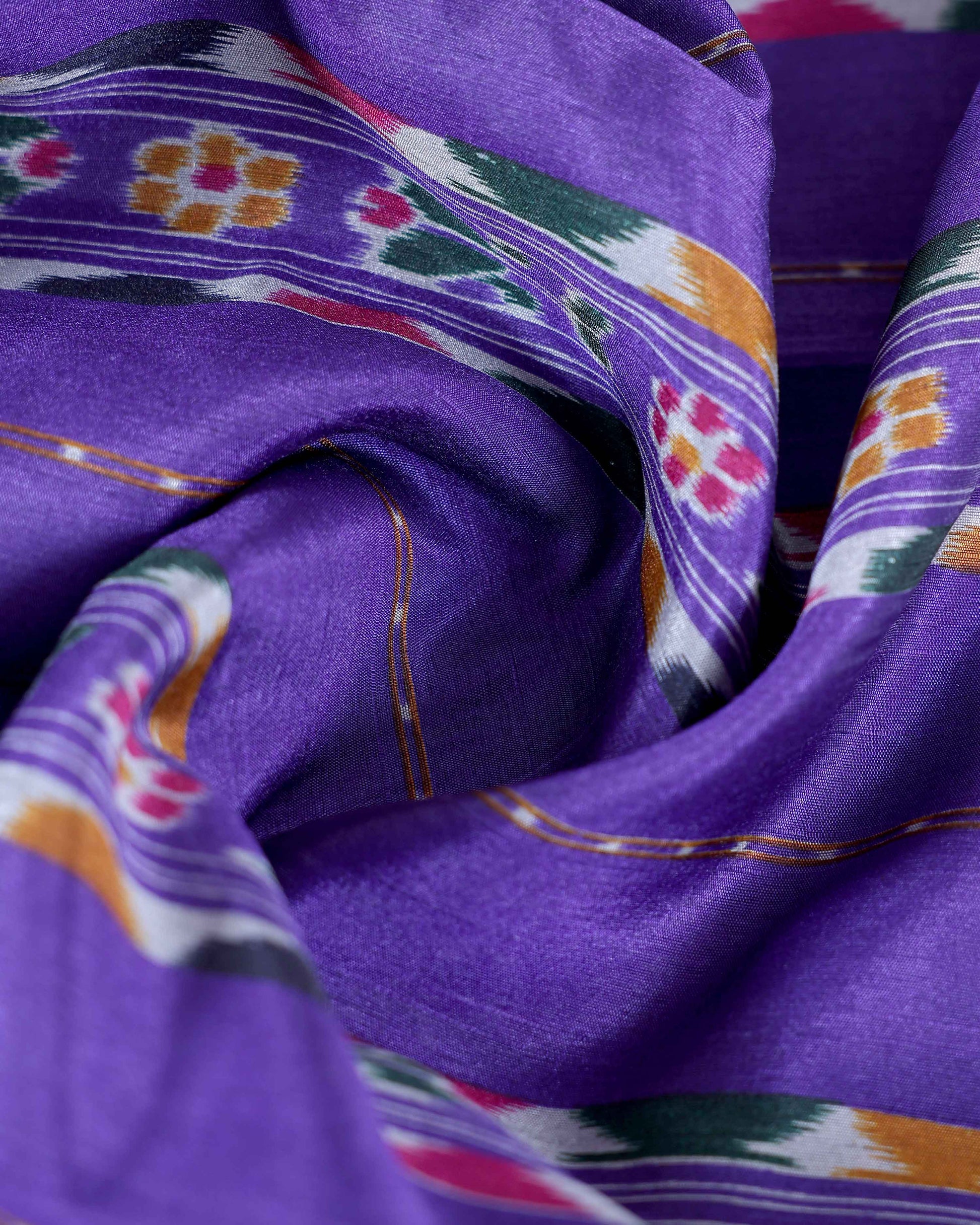 Traditional Handwoven Pochampally Ikkat Saree with Intricate Motifs - Purple