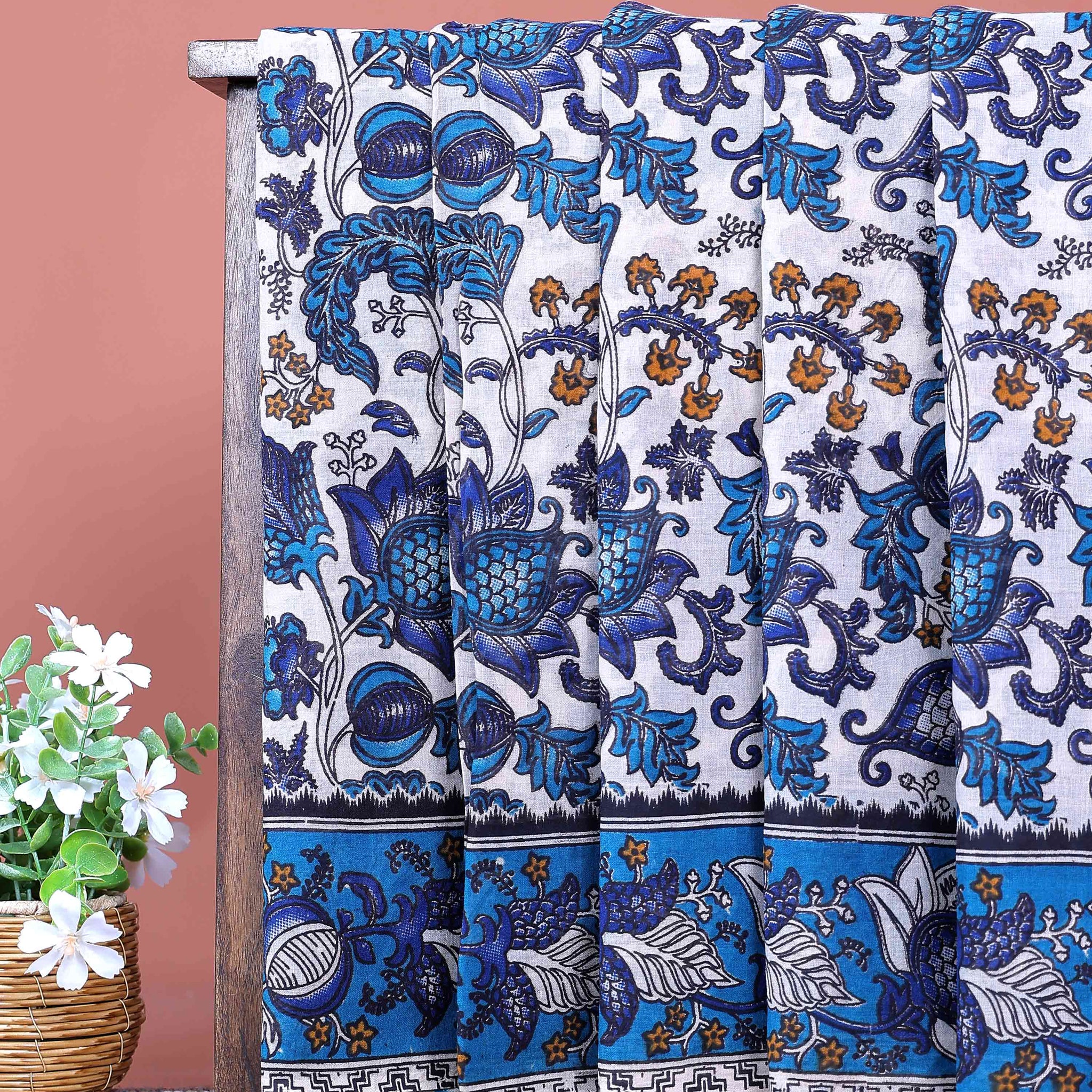 Traditional Kalamkari Cotton Saree with Traditional Botanical Motifs and Border Detail - Off White