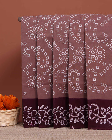 Traditional Lightweight  Sungudi Cotton Saree with Dotted Patterns - Brown