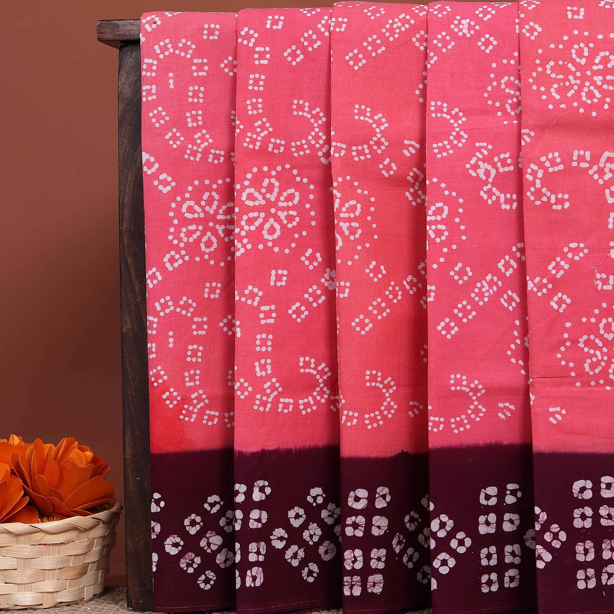 Traditional Lightweight  Sungudi Cotton Saree with Dotted Patterns - Pink