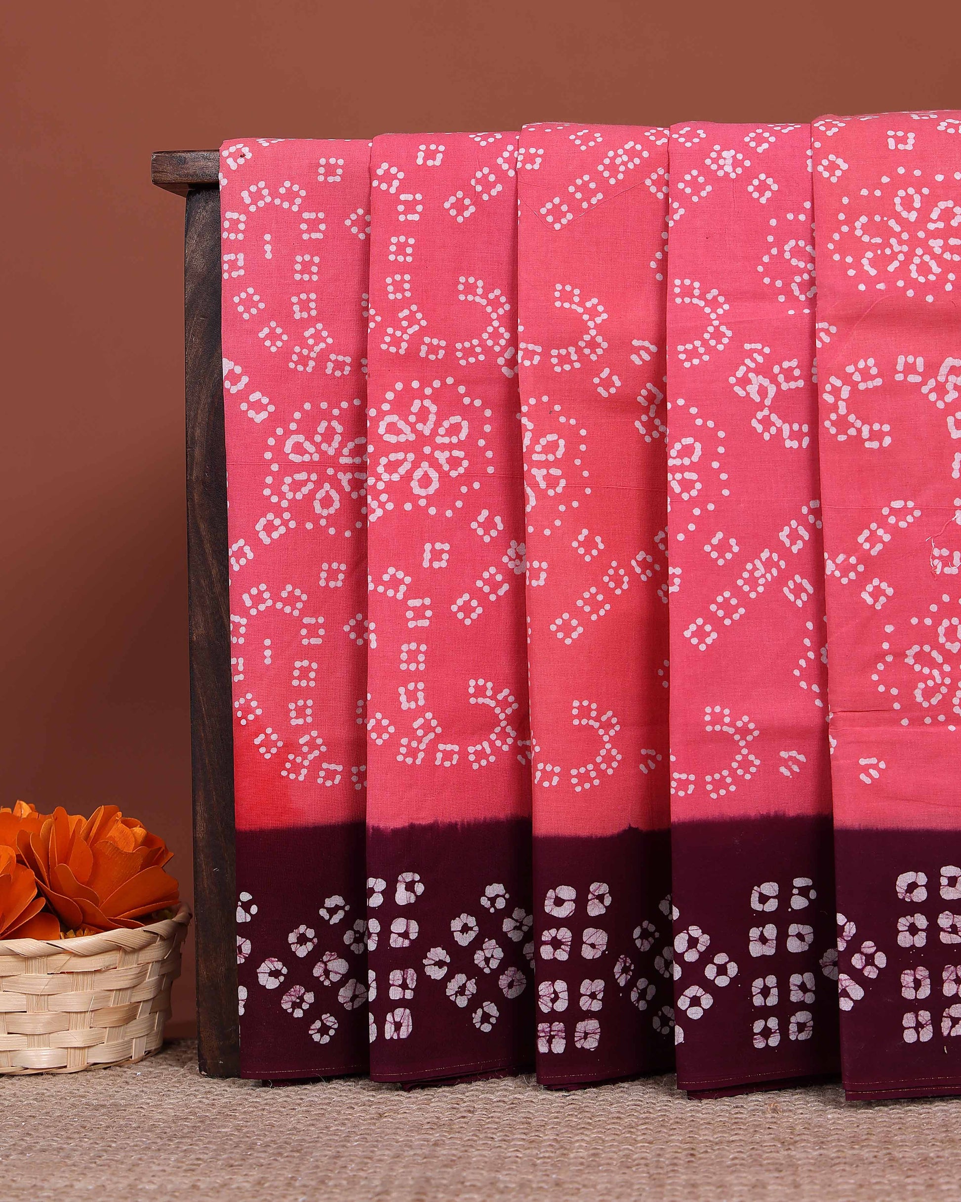 Traditional Lightweight  Sungudi Cotton Saree with Dotted Patterns - Pink