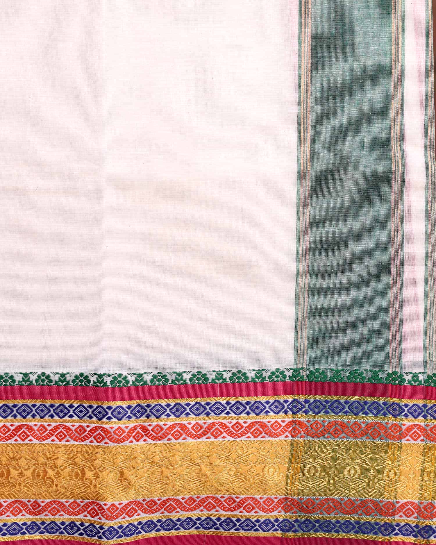 Traditional Men’s Handloom Cotton Dhoti 3.65 Meter with Elegant Multi Border – Off White-Close Up-Border