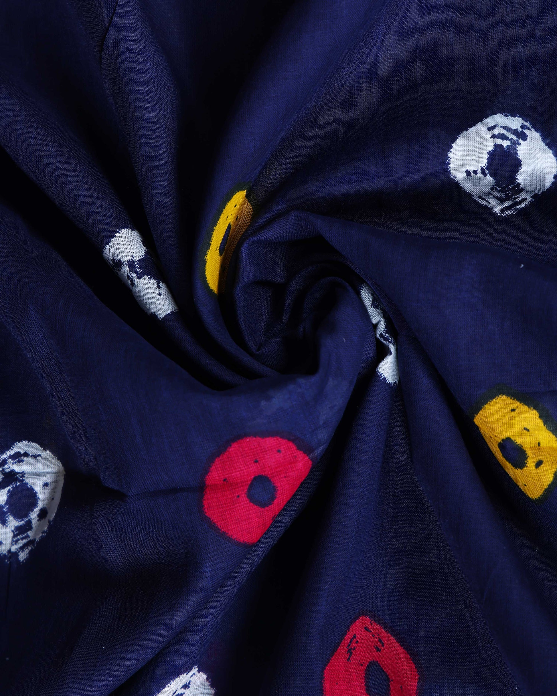 Traditional Mul Cotton Saree with Traditional Bandhani-style Prints - Close