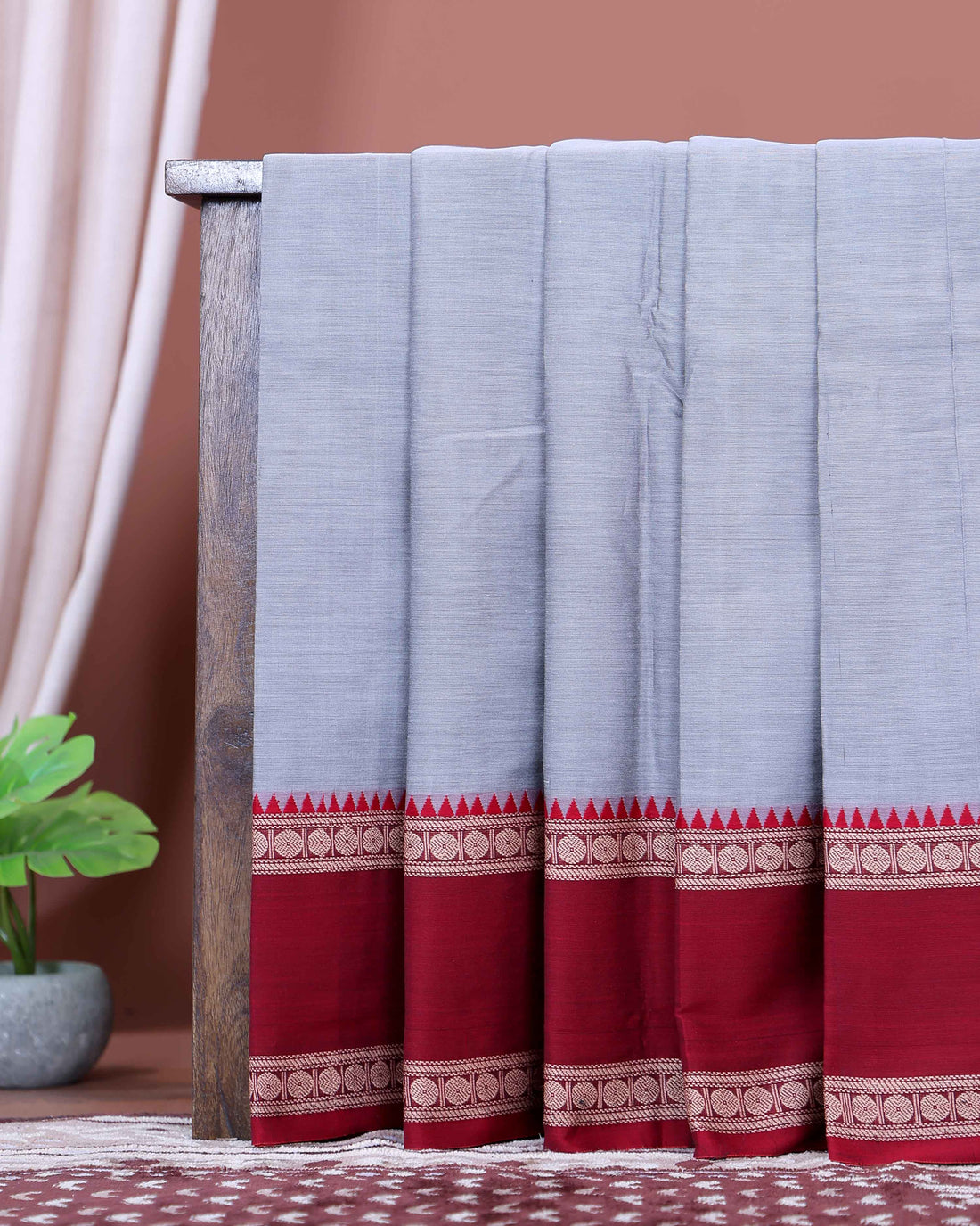 Traditional Narayanpet Handloom Cotton Saree with Contrast Temple Border Intricate Geometric Zari Motifs - Grey