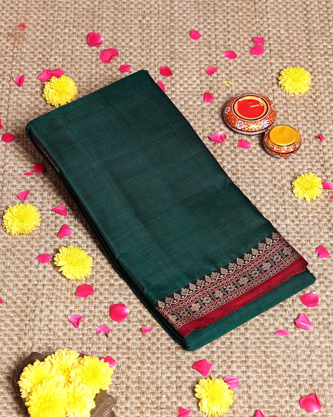 Traditional Narayanpet Handloom Cotton Saree with Traditional Contrast Zari Border and Classic Leaf Motif Weave - Green
