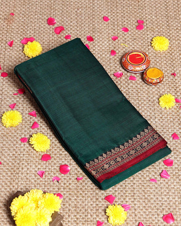 Traditional Narayanpet Handloom Cotton Saree with Traditional Contrast Zari Border and Classic Leaf Motif Weave - Green