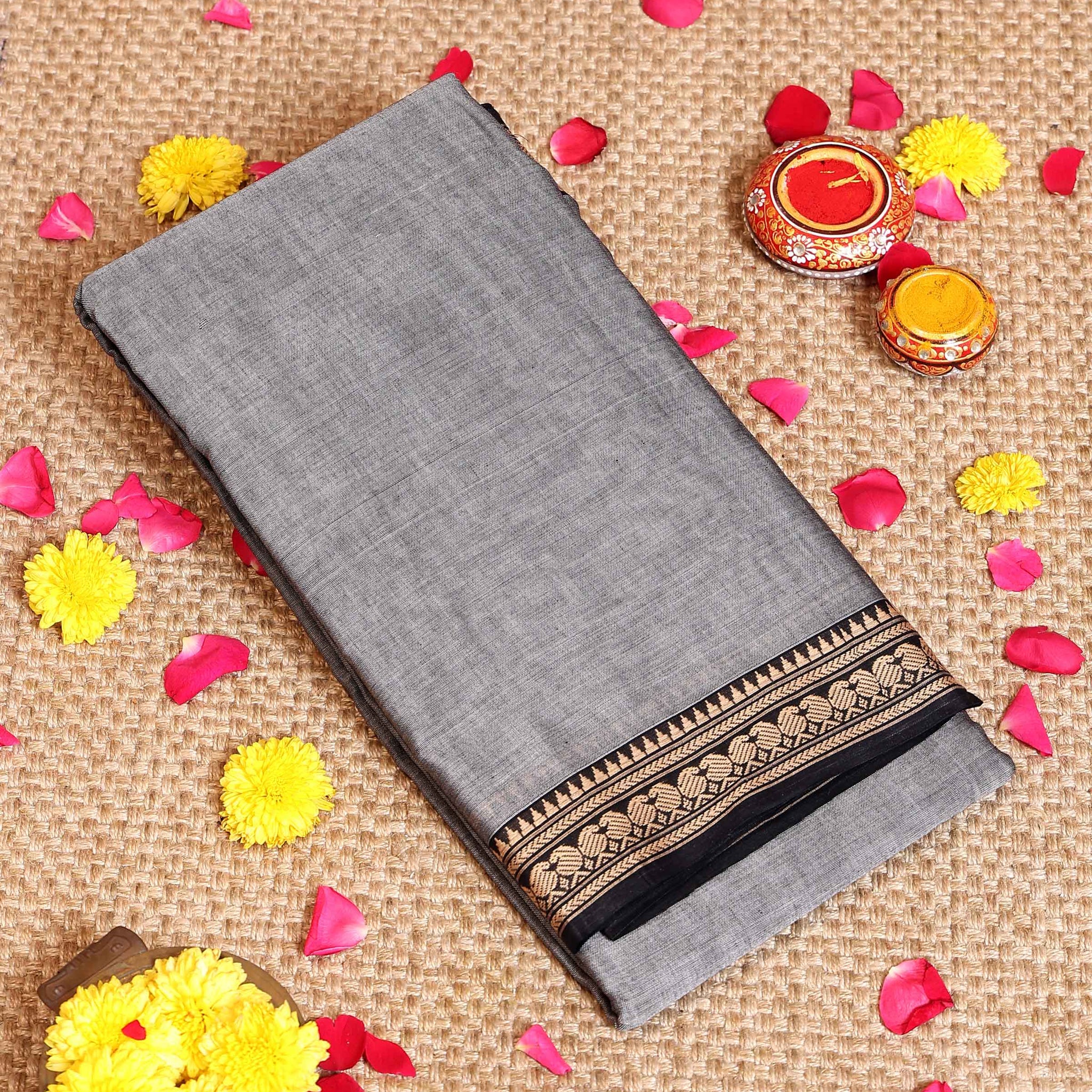 Traditional Narayanpet Weave Cotton Saree with Contrast Zari Border - Grey