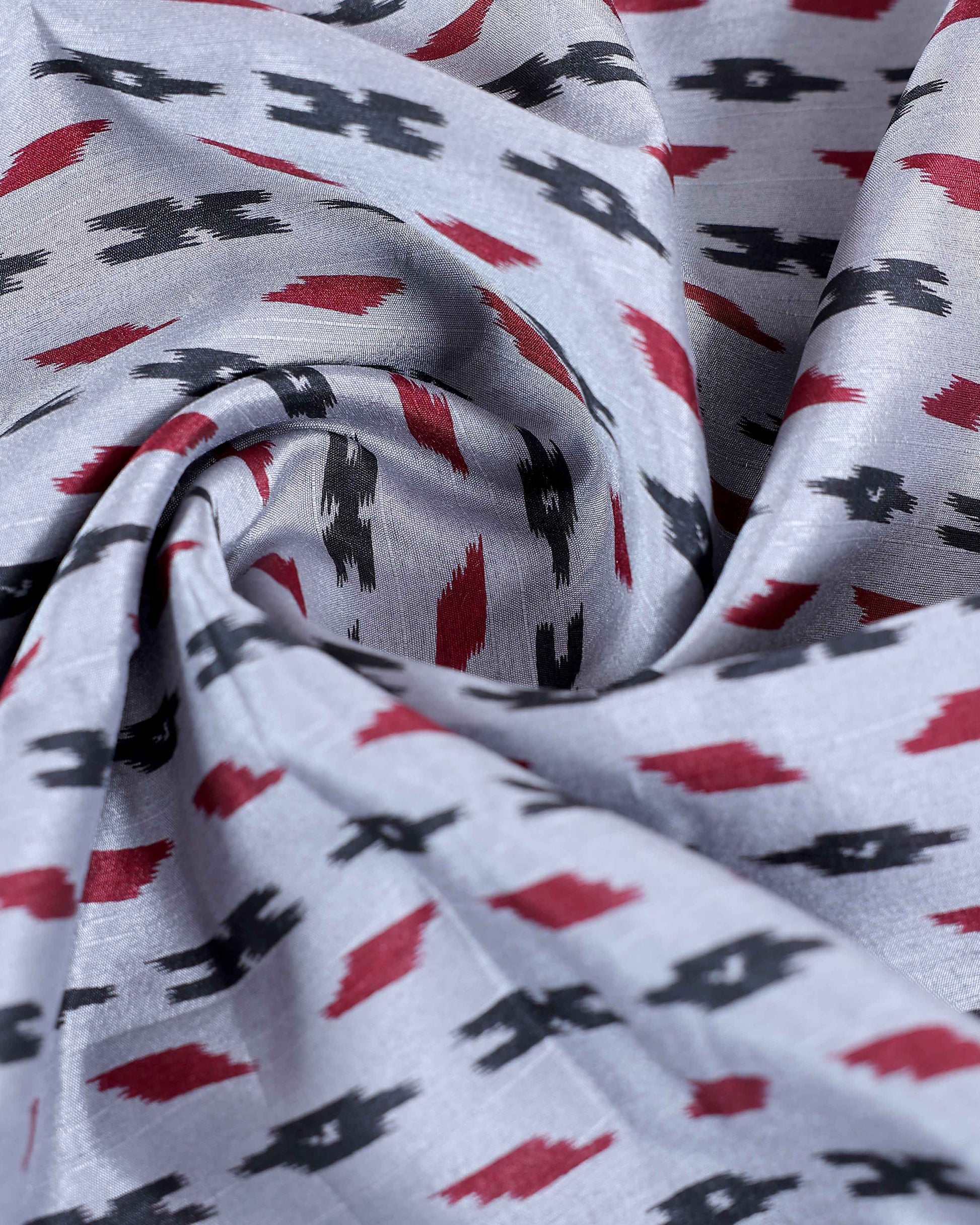Traditional Pochampally Ikkat Handloom Saree with Temple Border - White