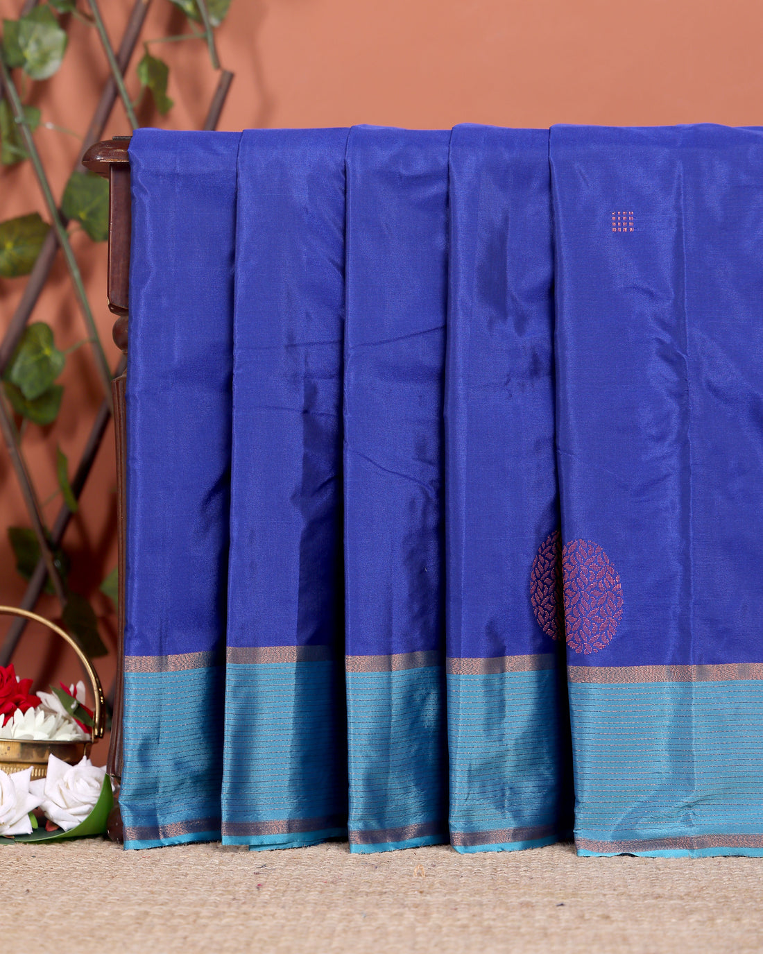 Traditional Soft Silk Saree with Woven Butta and Contrast Zari Border - Blue