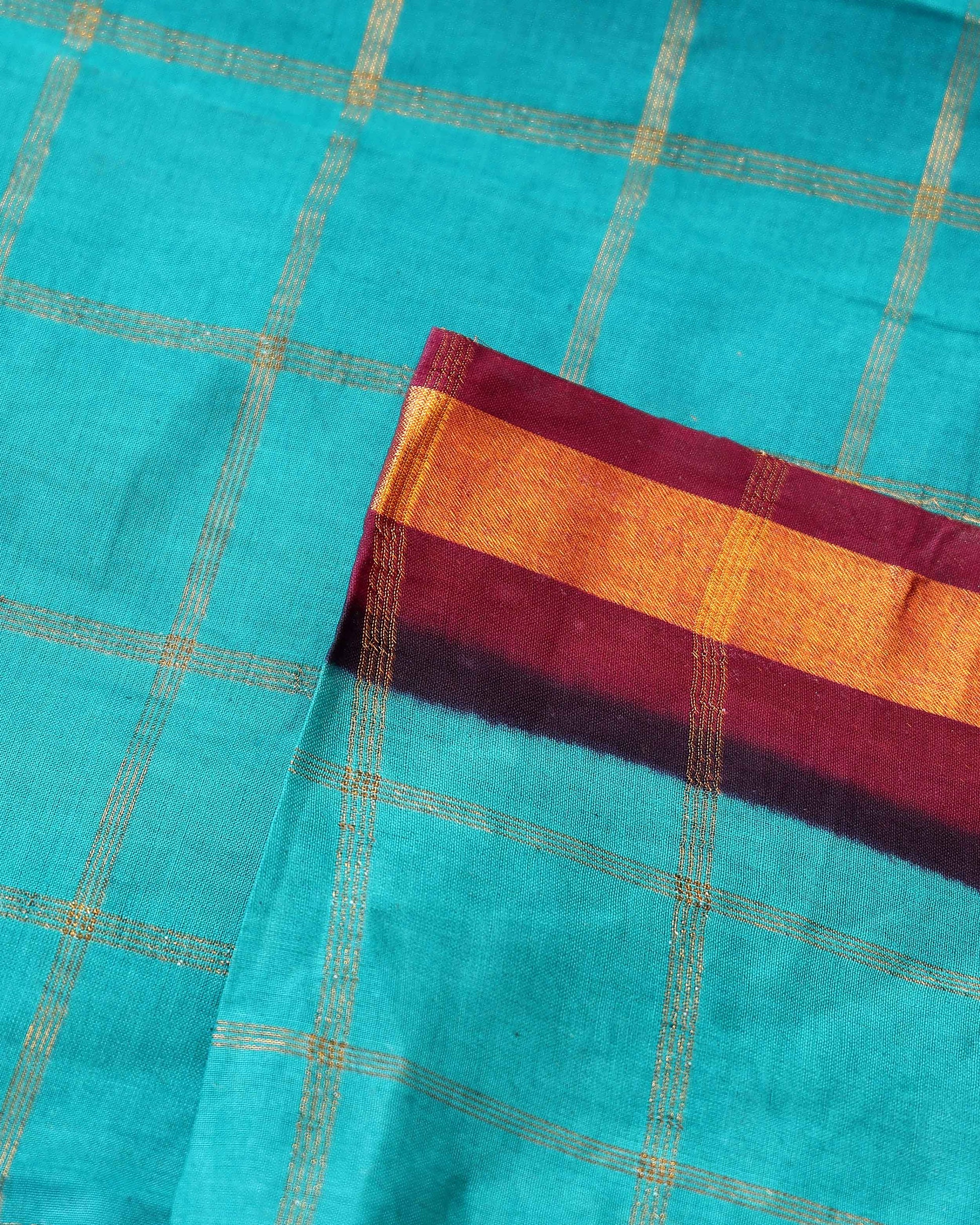 Traditional Sungudi Cotton Handloom Saree with Zari Checked Pattern and Contrast Border - Teal