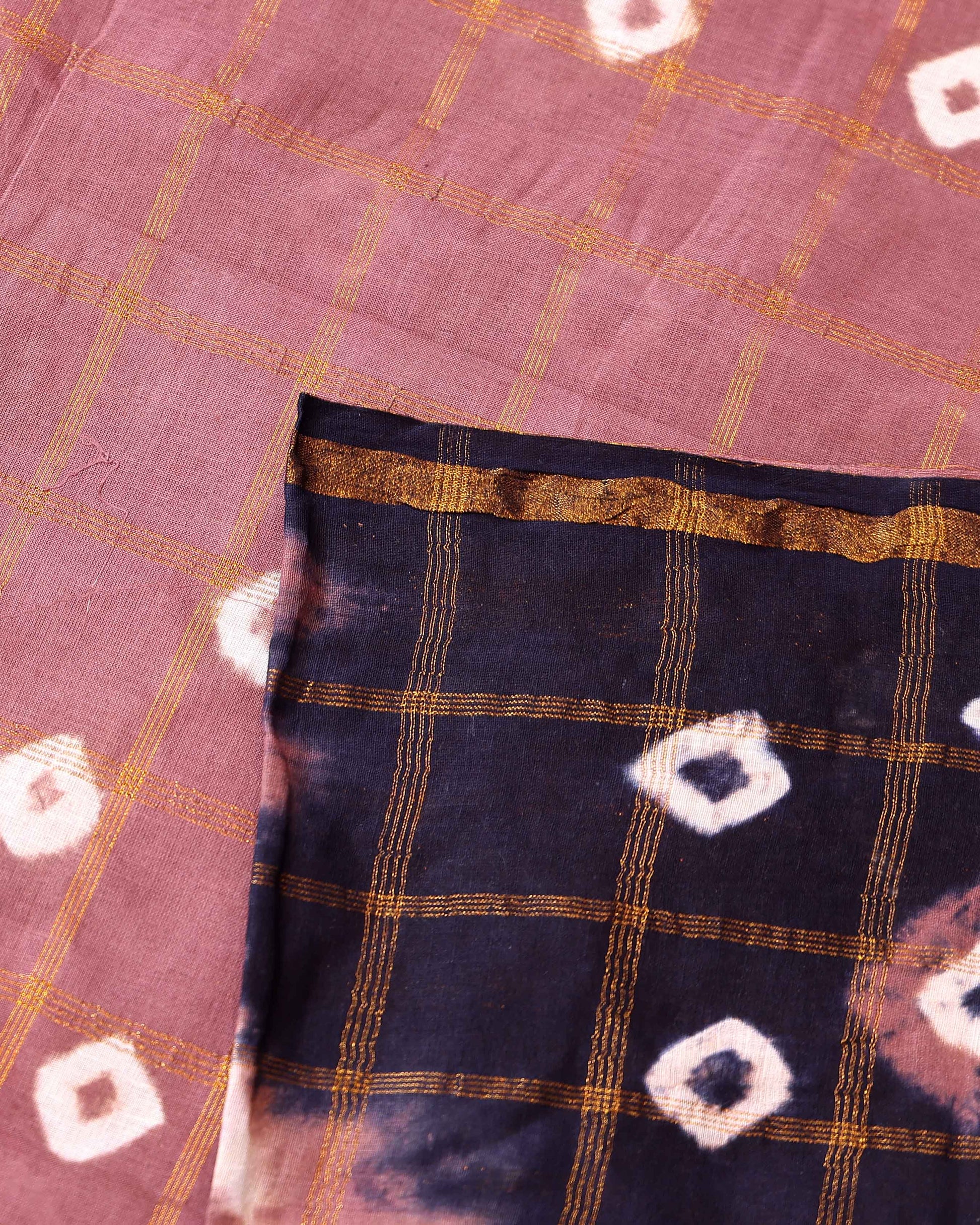 Traditional Sungudi Cotton Saree with Check Pattern and Bandhani Dots  - Onion Pink