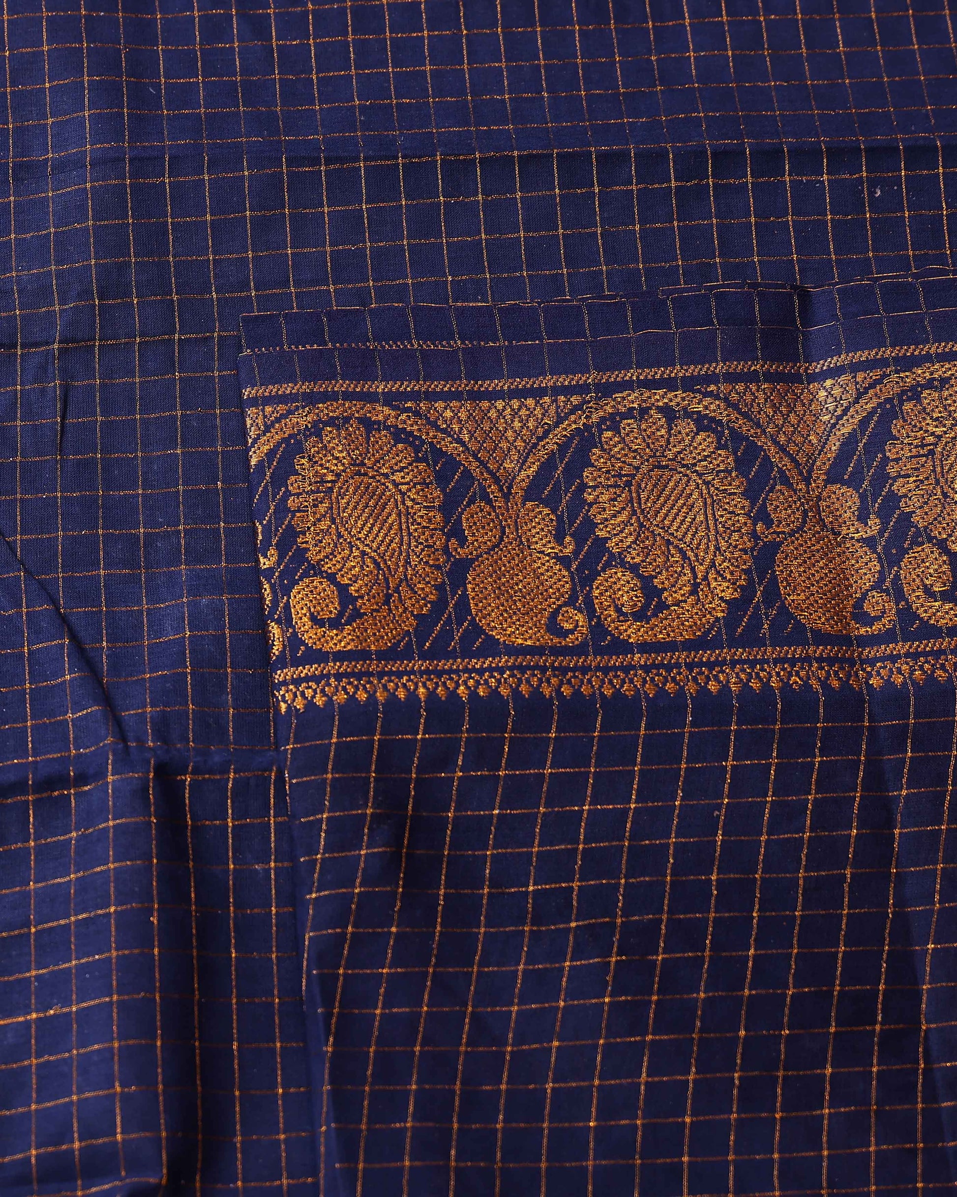 Traditional Sungudi Cotton Saree with Classic Checked Weave and Intricate Zari Peacock Border - Navy Blue